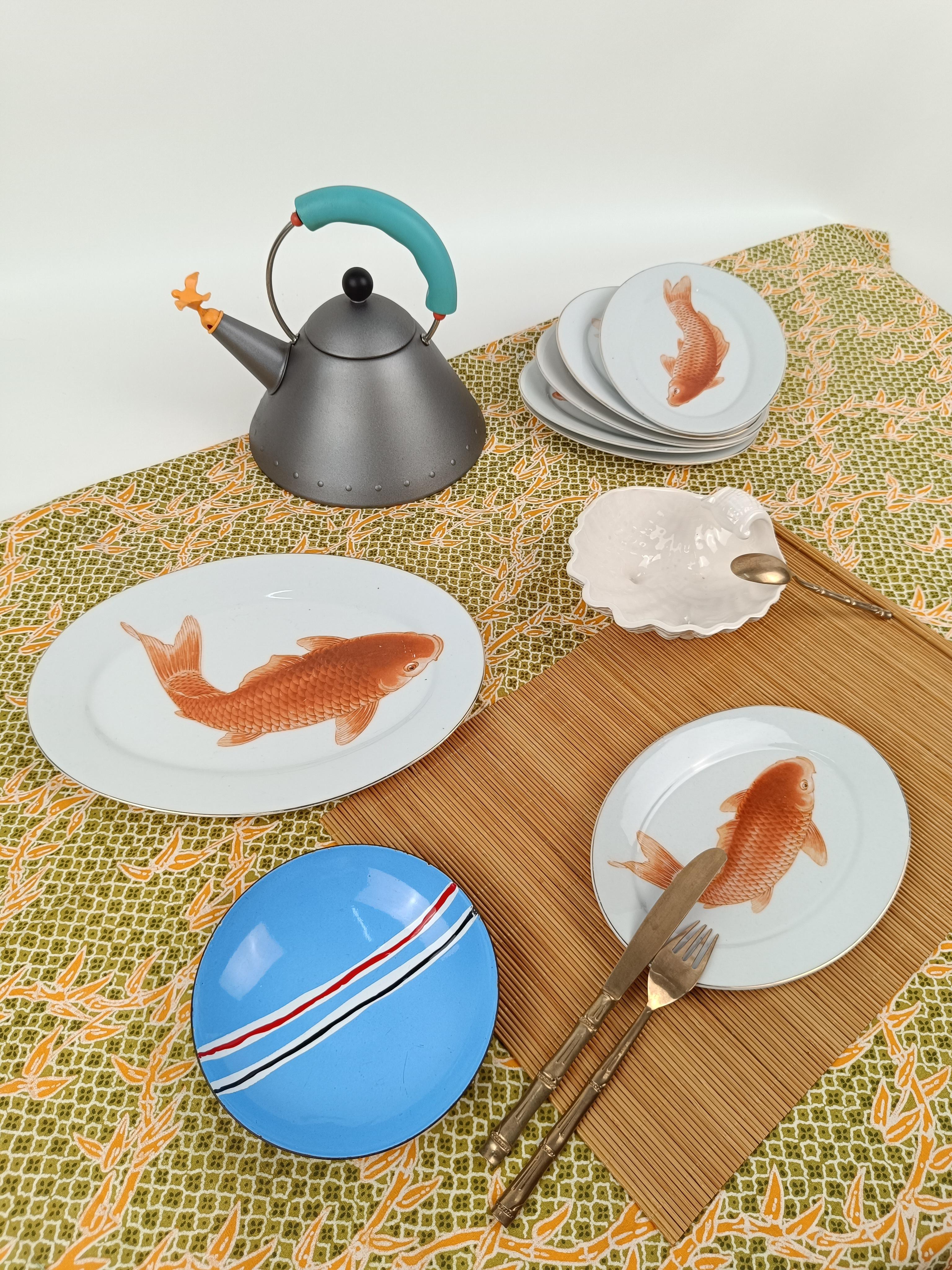 Set of Vintage Fish Service Plates in Bavarian Porcelain with Japanese decor For Sale 12
