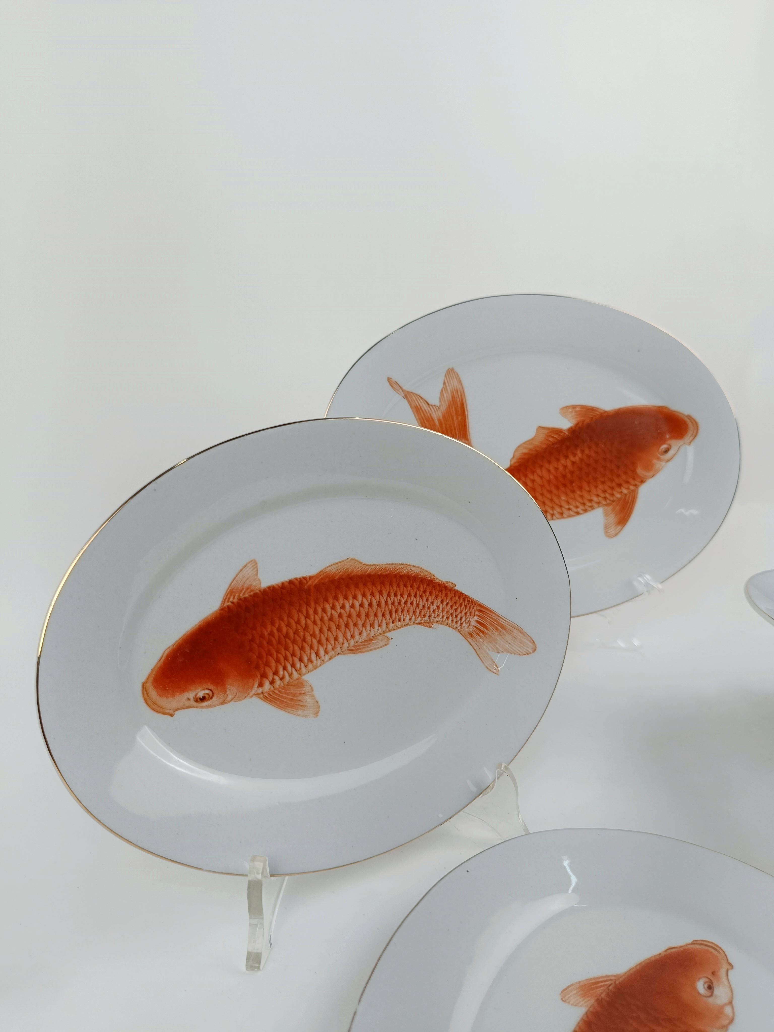 Anglo-Japanese Set of Vintage Fish Service Plates in Bavarian Porcelain with Japanese decor For Sale