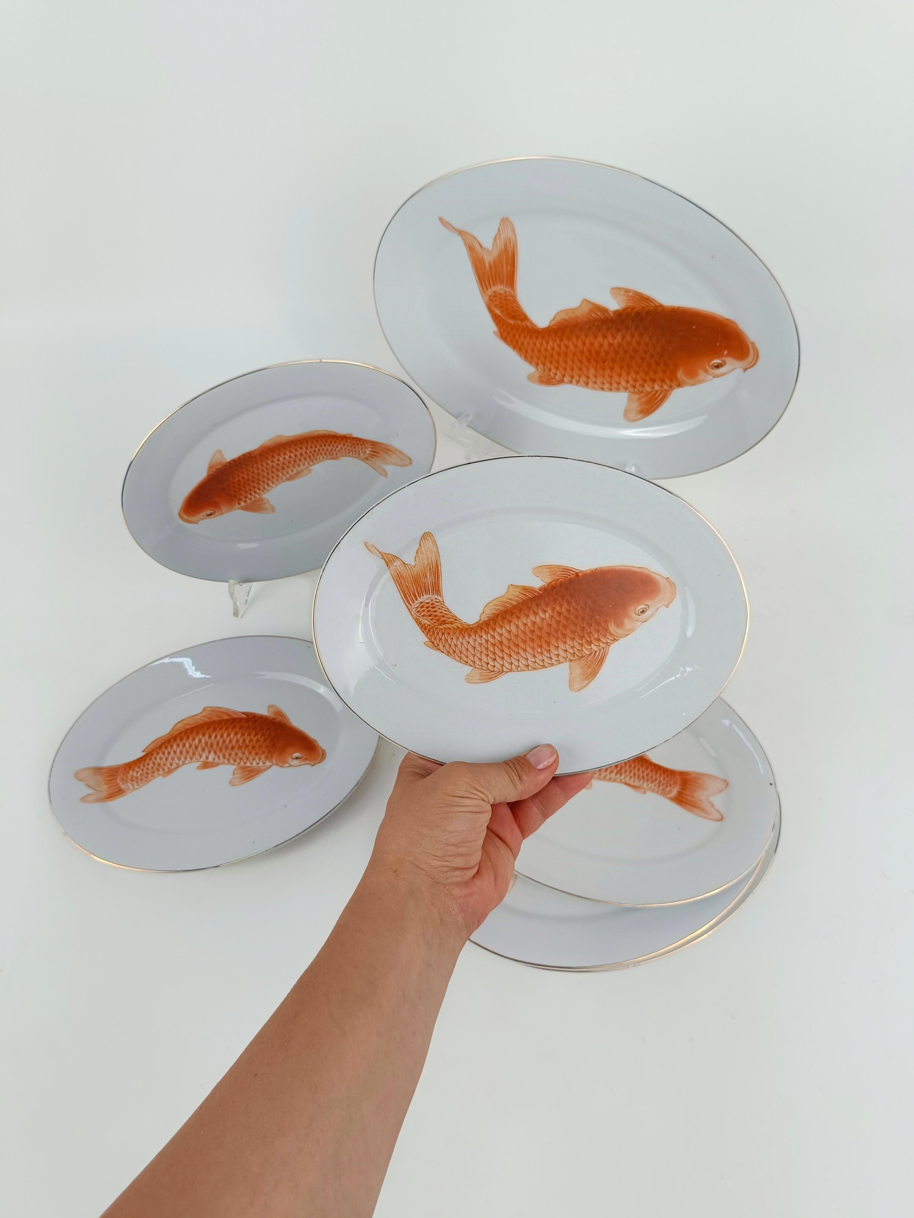 German Set of Vintage Fish Service Plates in Bavarian Porcelain with Japanese decor For Sale