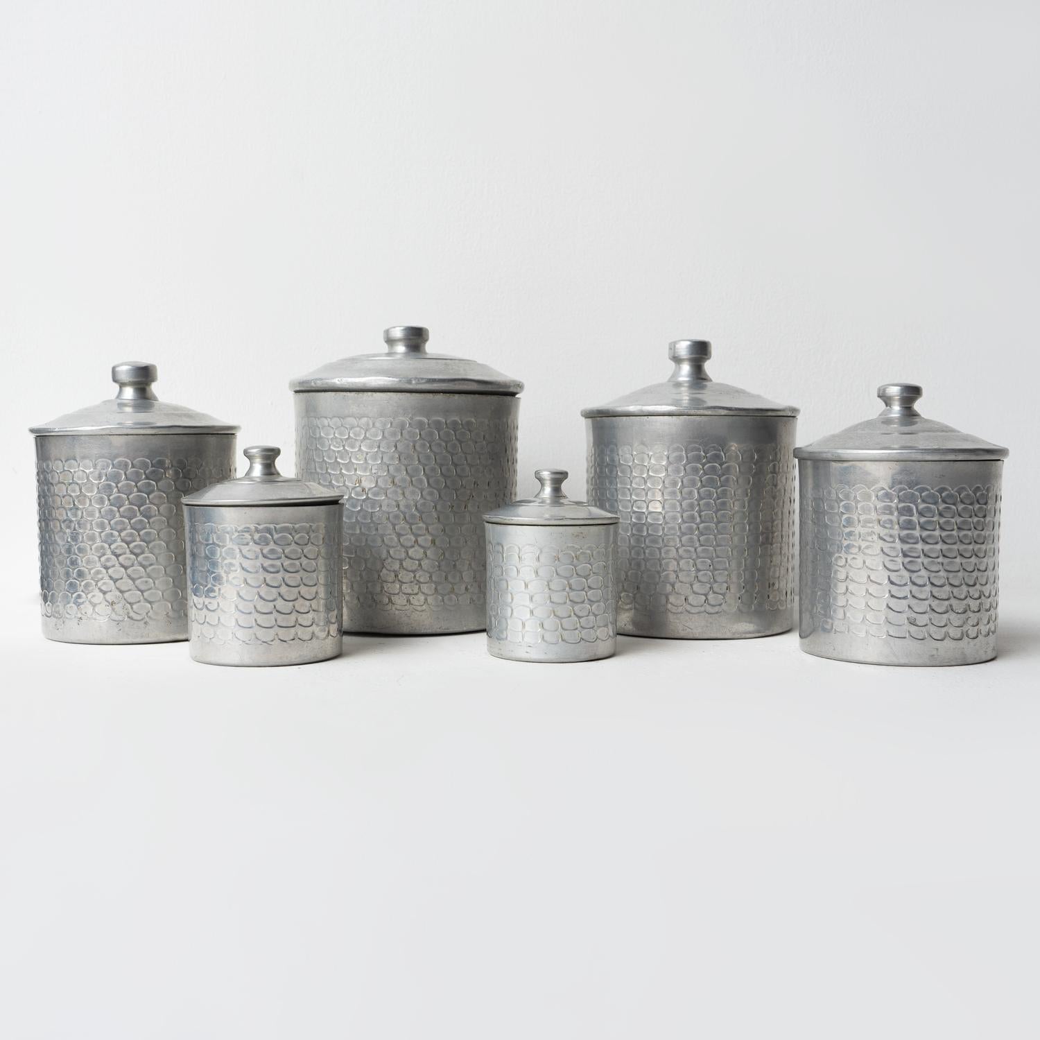 Juego de botes de aluminio graduados Art Decó franceses, años 30 Francés en venta