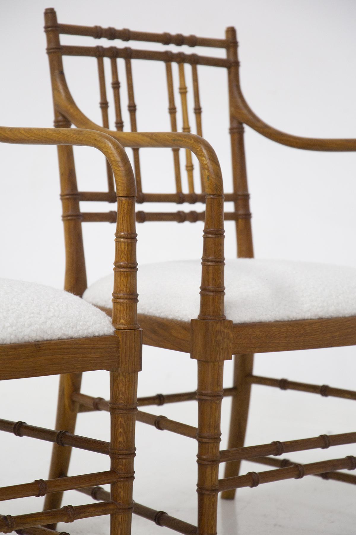 Mid-Century Modern Set of vintage French chairs in wood and bouclé For Sale