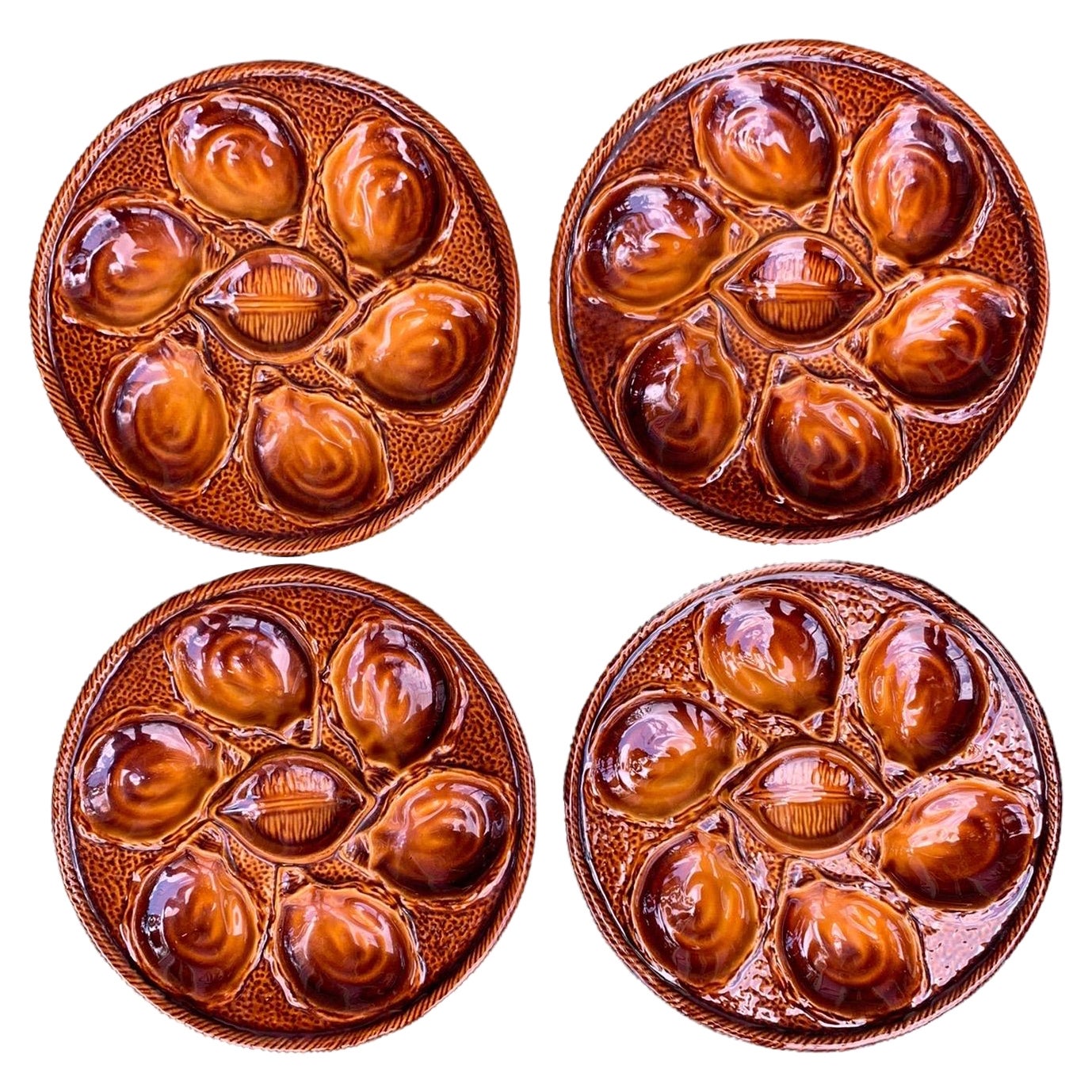 Ensemble d'assiettes à huîtres vintage françaises Saint-Clément en vente