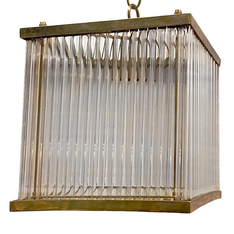 Set di 8 aste in vetro francese degli anni '60 circa con patina originale e 3 luci interne a candelabro. Venduto singolarmente.

Misure:
Altezza minima: 12