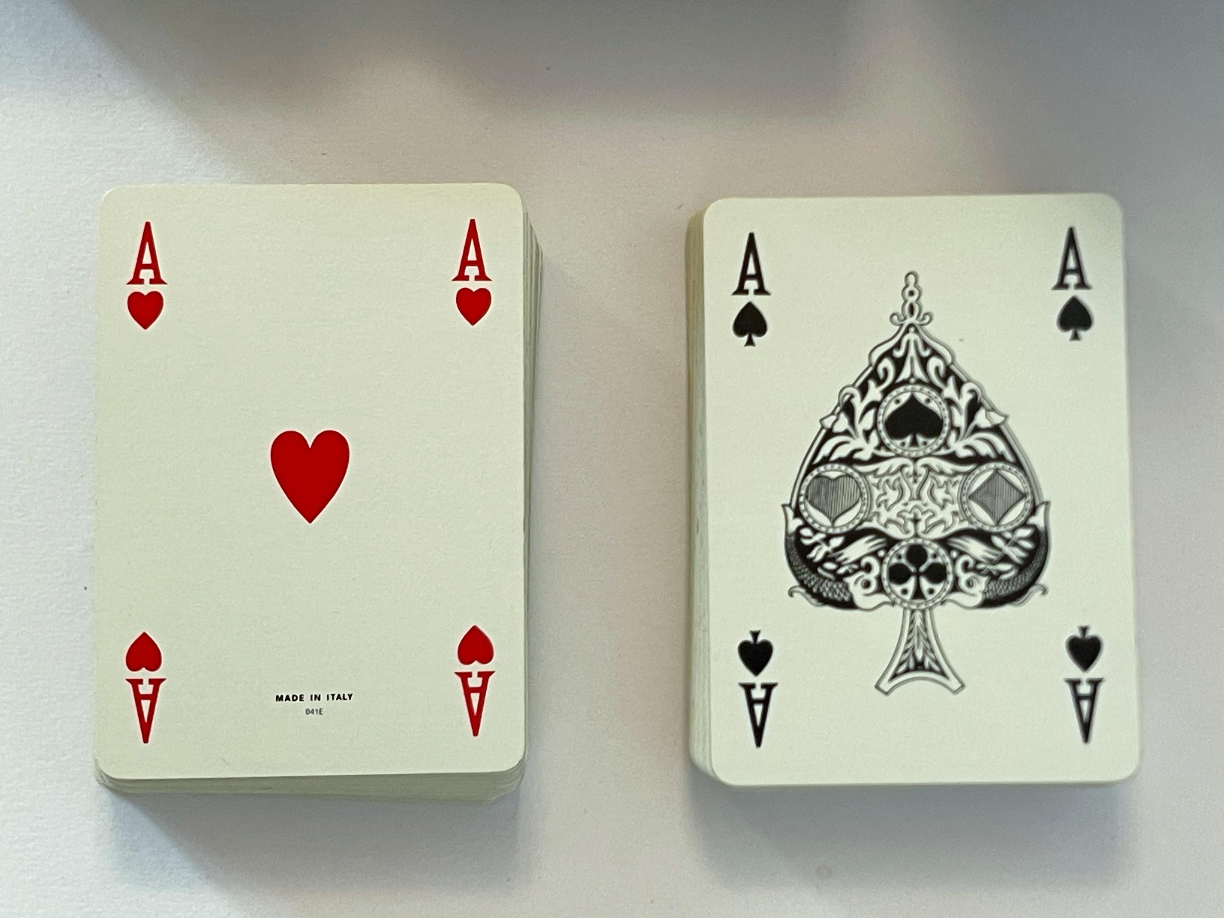 GUCCI Set of Double Vintage Playing Cards In Good Condition In Los Angeles, CA