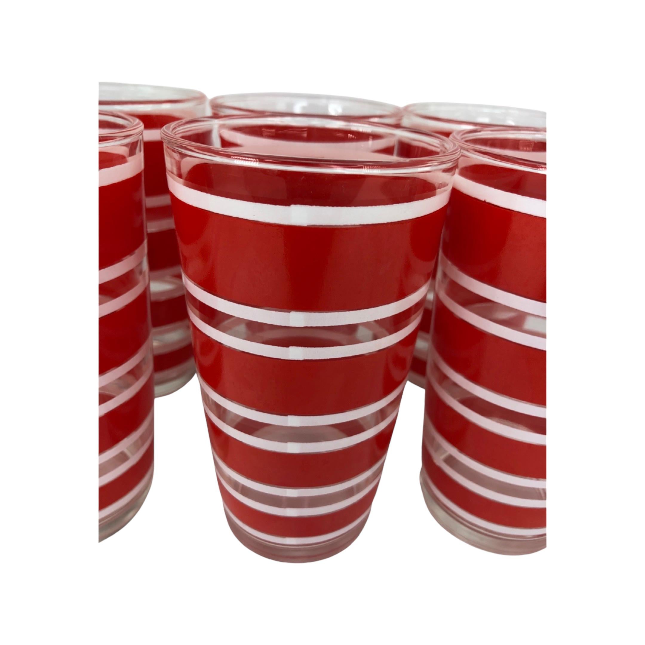 Mid-Century Modern Set of Vintage Hazel-Atlas Red and White Banded High Ball Glasses in Metal Caddy For Sale