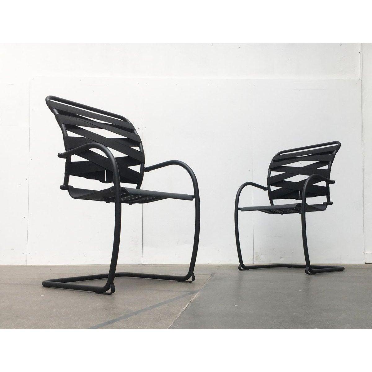 Set of Vintage Italian Postmodern Cantilevered Canasta Armchairs, 1980s In Good Condition For Sale In Hamburg, DE