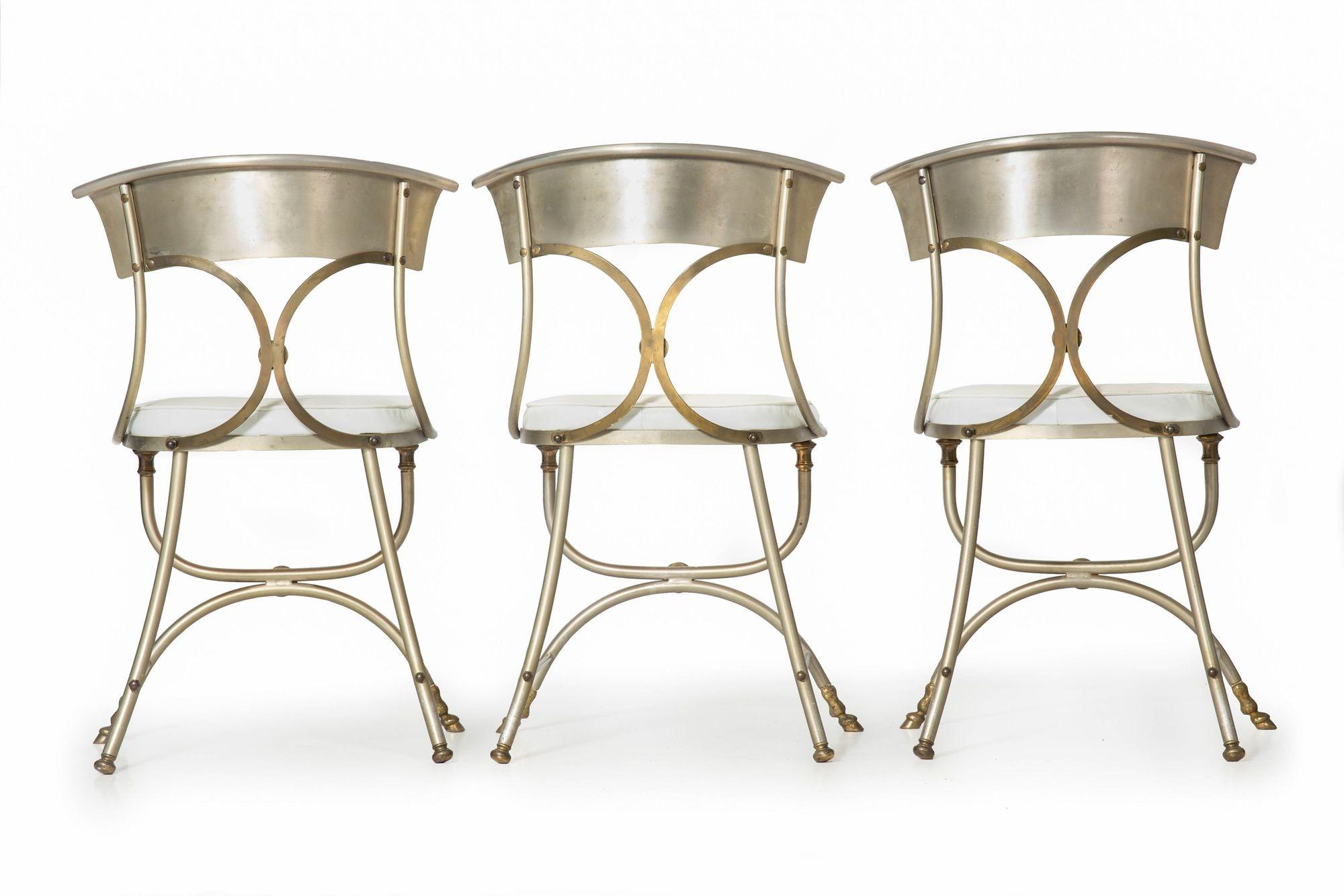 italien Ensemble de chaises de salle à manger en acier et laiton du milieu du siècle, probablement Maison Jansen en vente