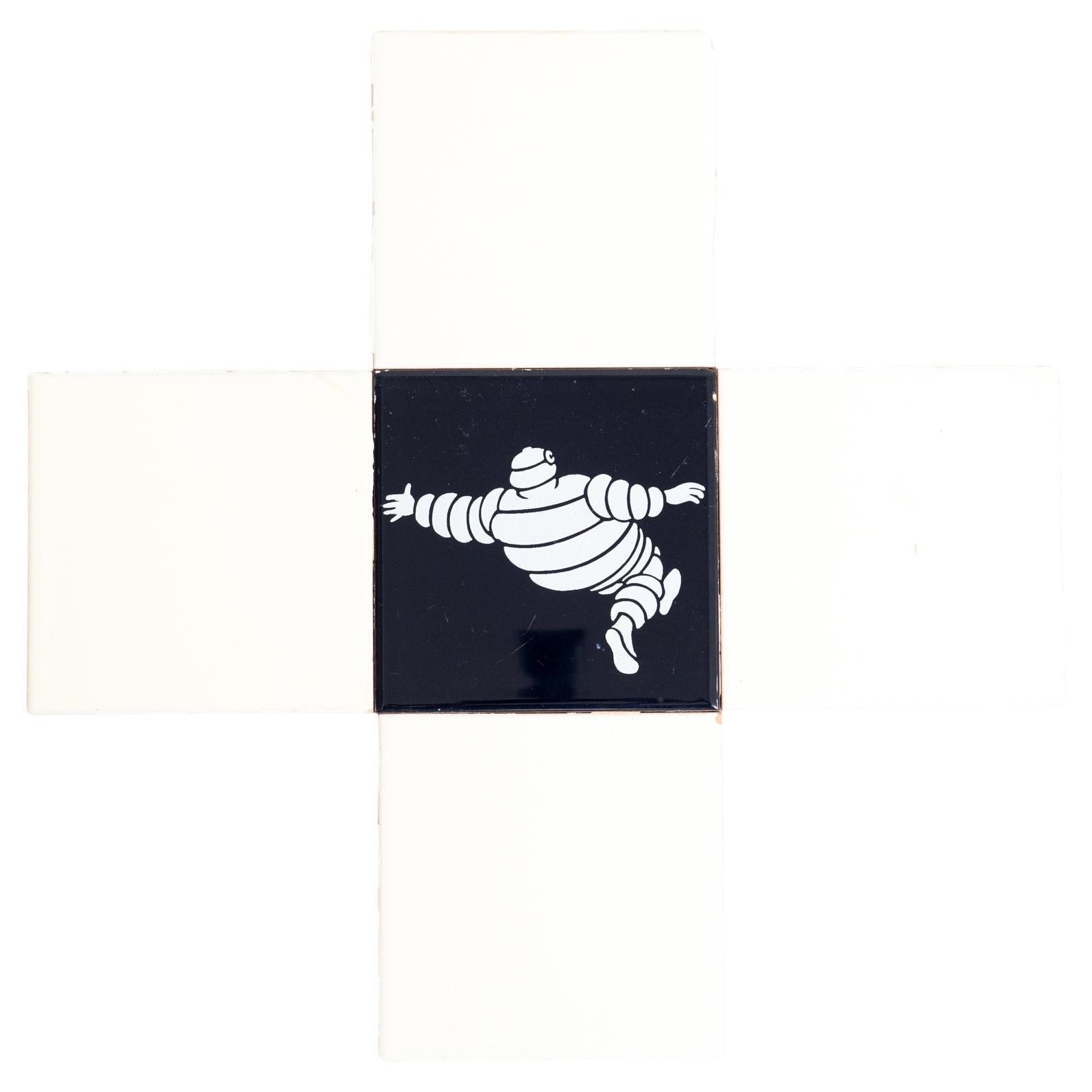 Juego de baldosas vintage Michelin Man, hacia 1960