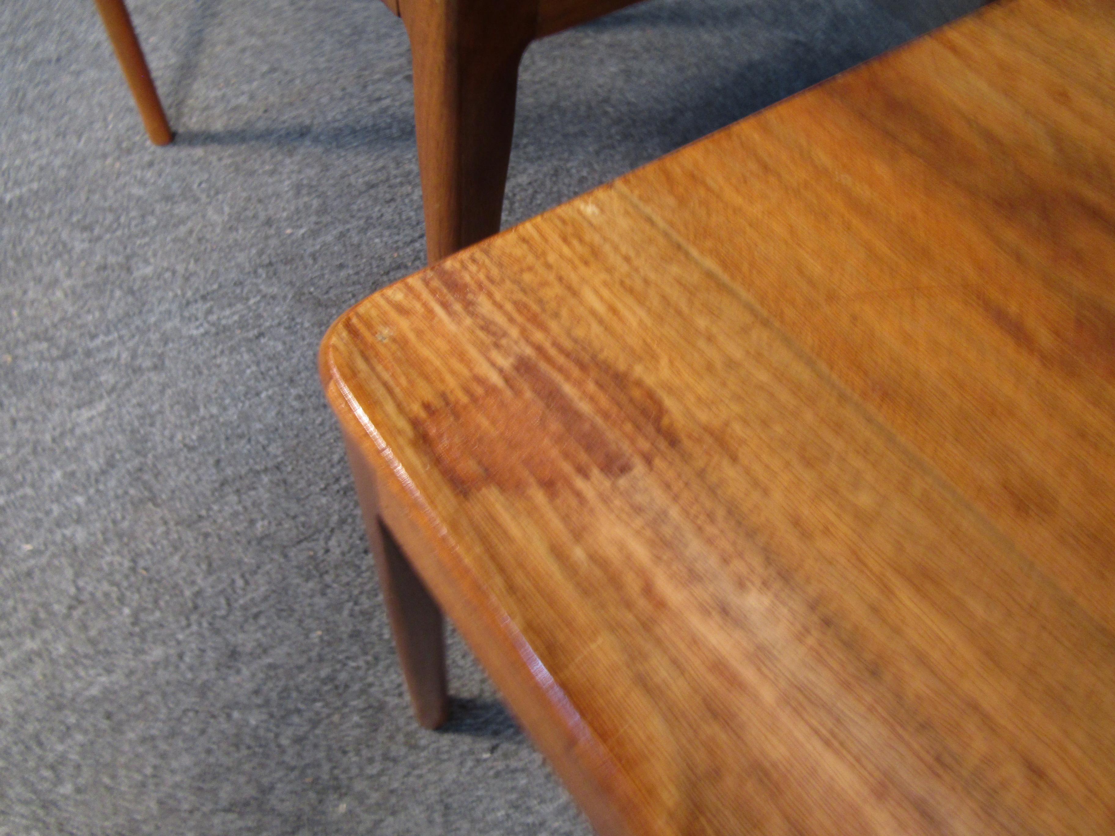 Walnut Set of Vintage Nesting Tables by Drexel For Sale