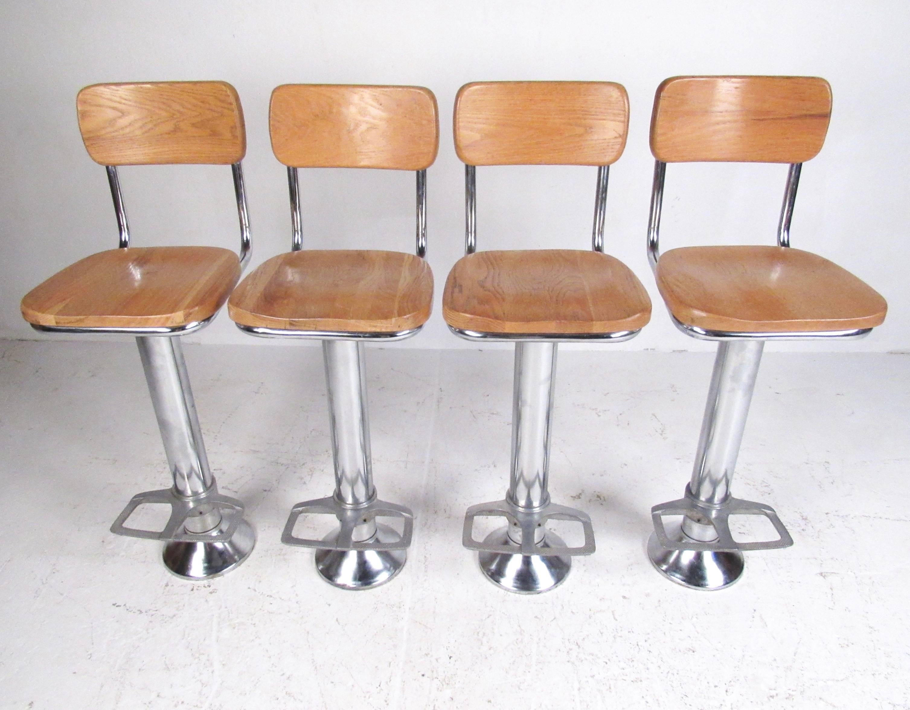 Set of Vintage Oak and Steel Barstools In Good Condition In Brooklyn, NY