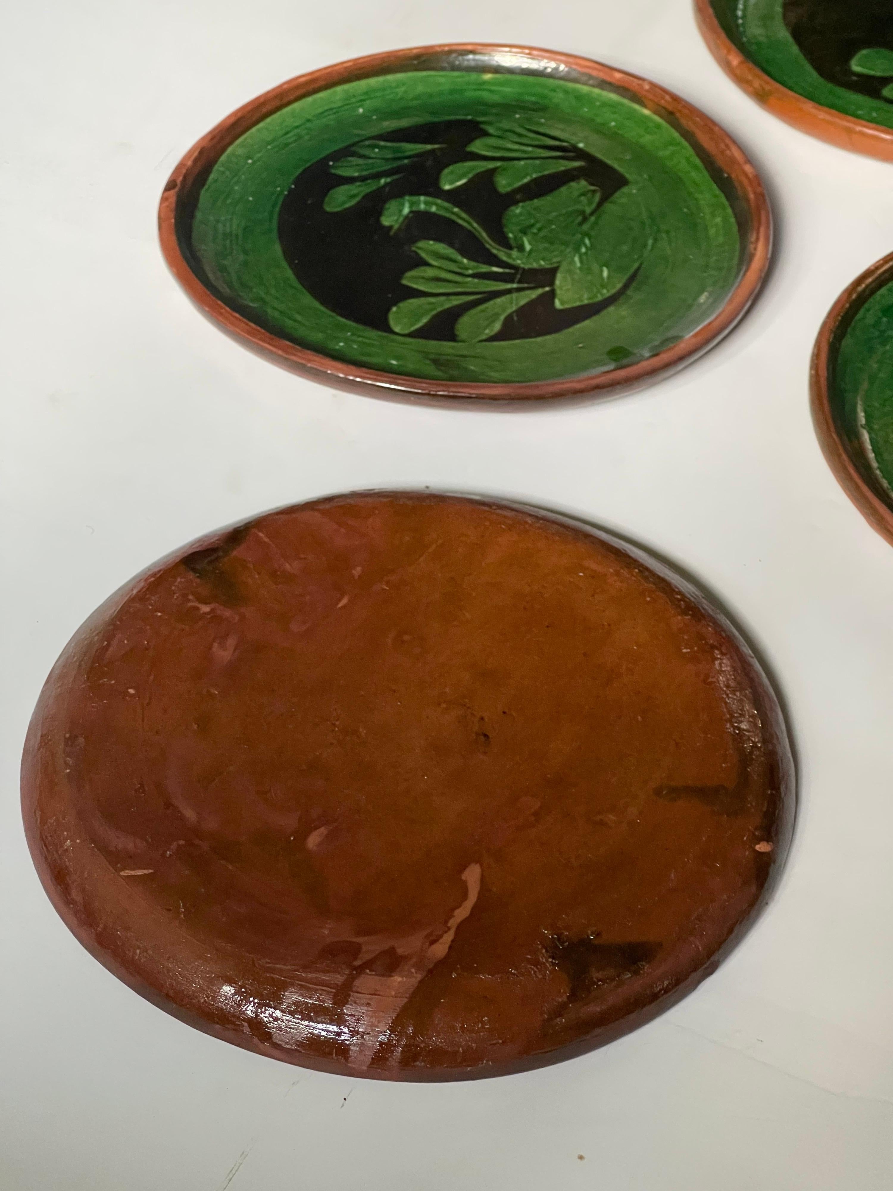Set of Vintage Patamban Green Glazed Swan Pottery Plates 3