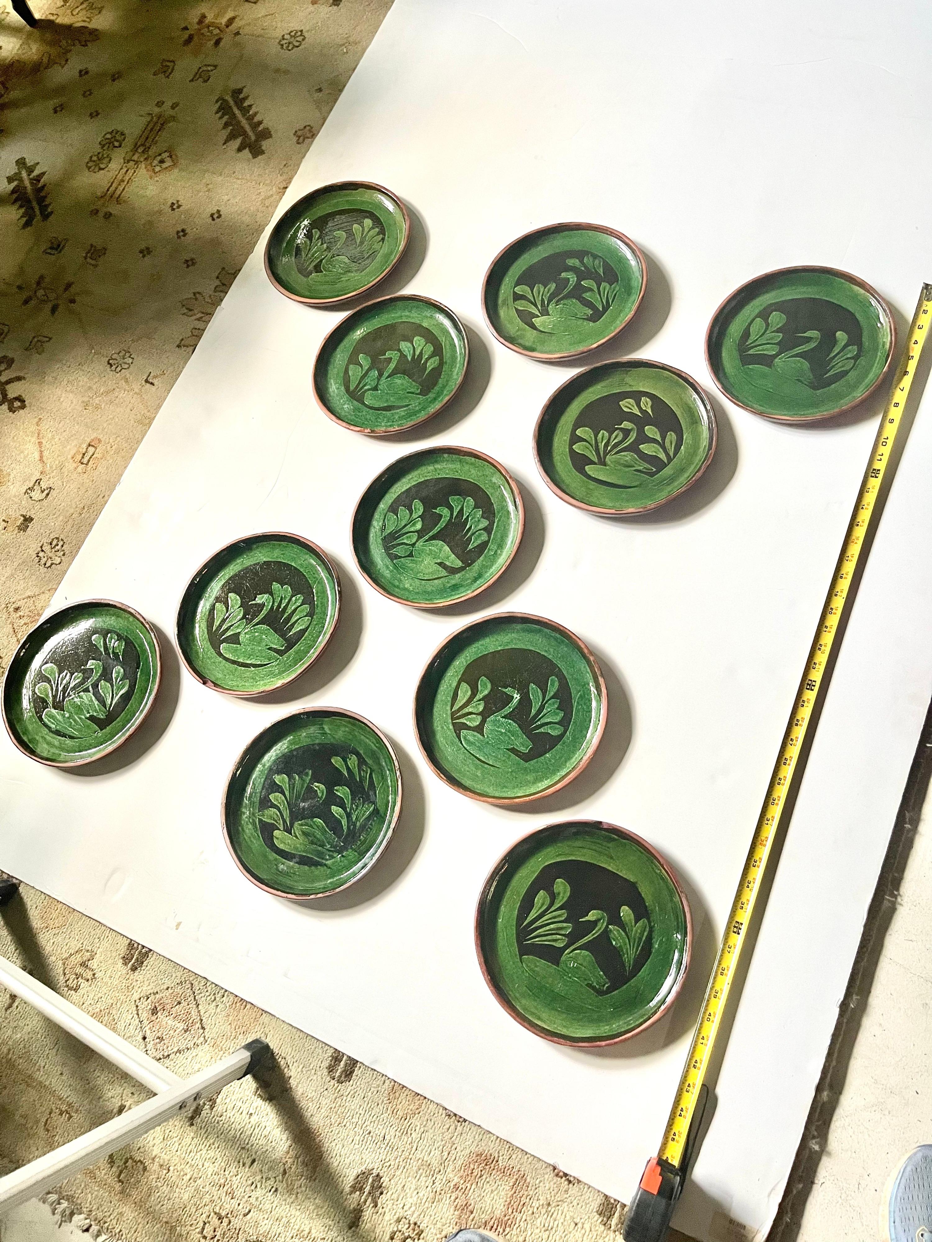 Set of Vintage Patamban Green Glazed Swan Pottery Plates 7