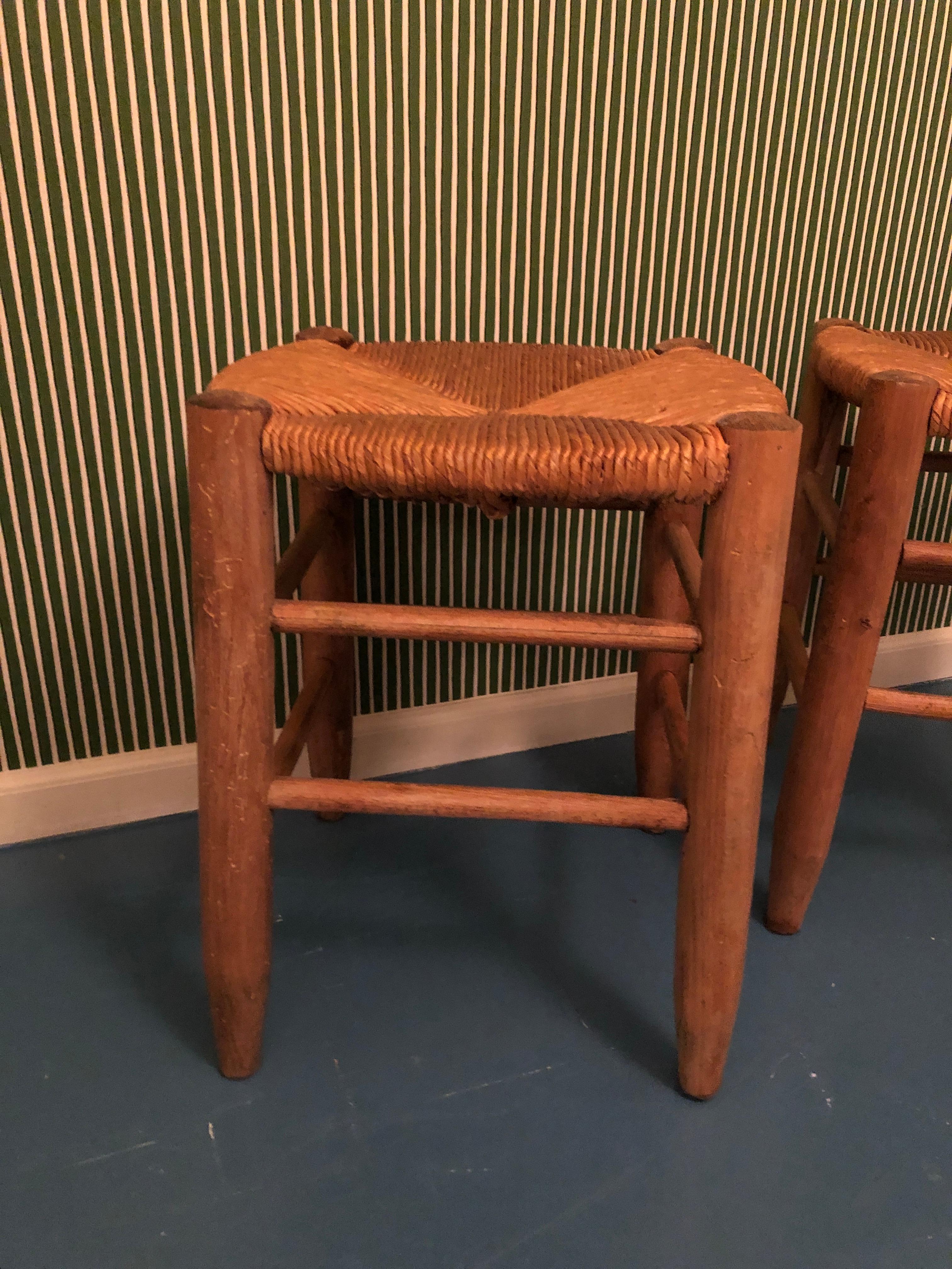 Set of Vintage Stools in Wood with Woven Rush Seat, France, 1950s In Good Condition In Copenhagen K, DK