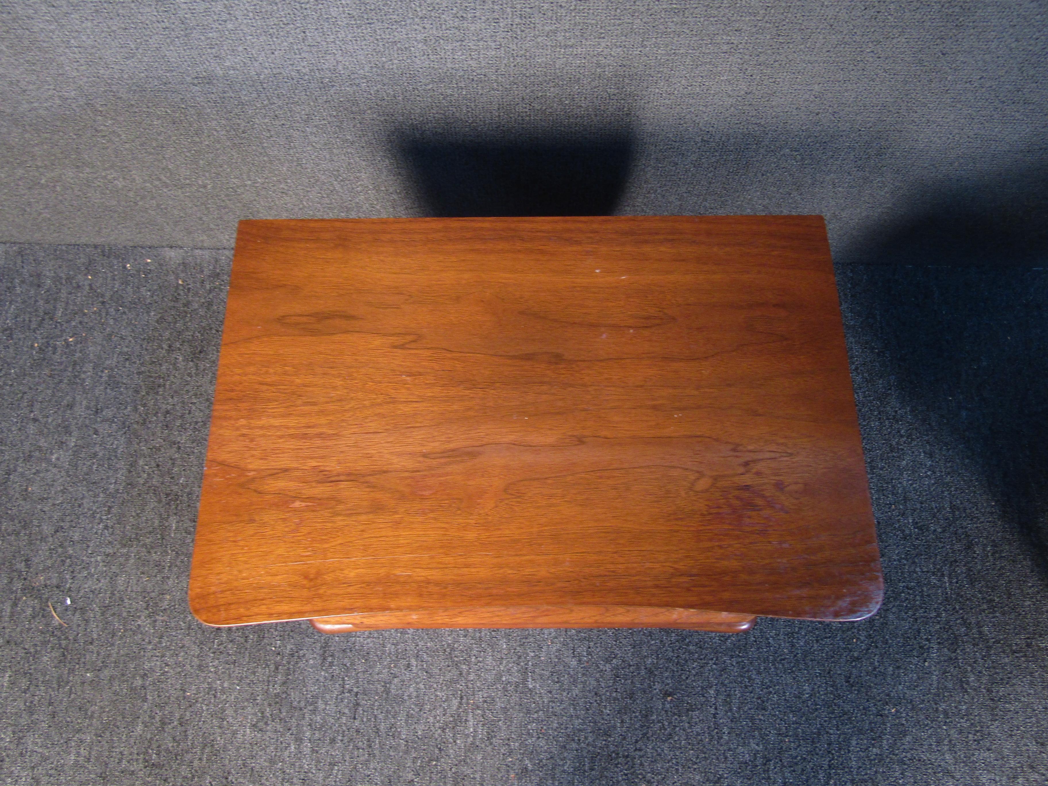 20th Century Set of Vintage Walnut Nightstands For Sale