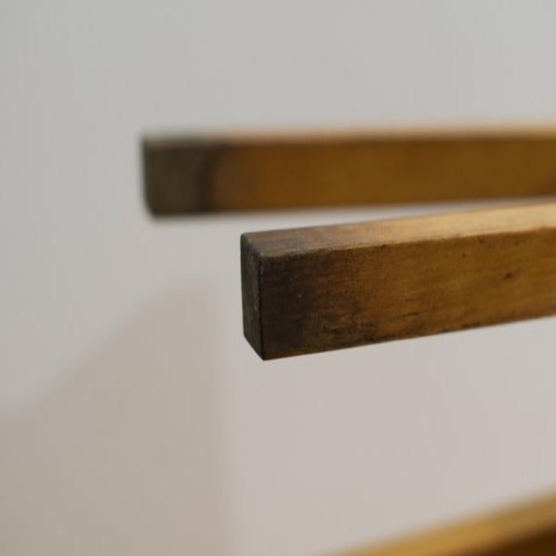 Ensemble de tabourets en bois Vintage par Charlotte Perriand pour Les Arcs, 1960s en vente 6