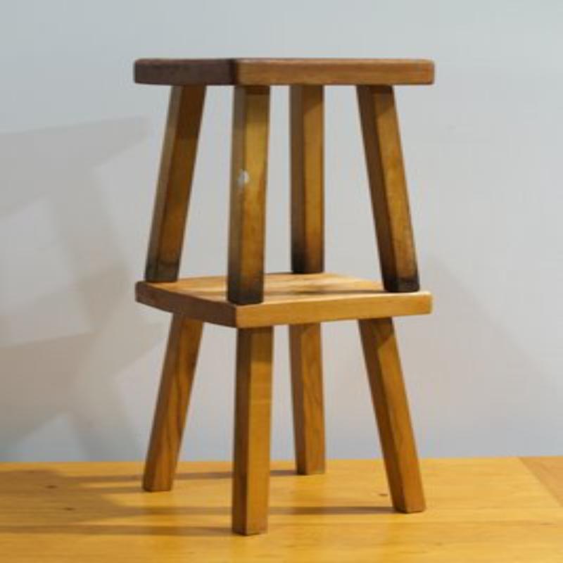 Ensemble de tabourets en bois Vintage par Charlotte Perriand pour Les Arcs, 1960s en vente 13