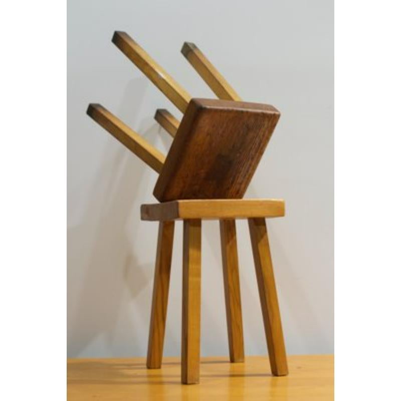 Ensemble de tabourets en bois Vintage par Charlotte Perriand pour Les Arcs, 1960s Excellent état - En vente à Andrézieux-Bouthéon, FR
