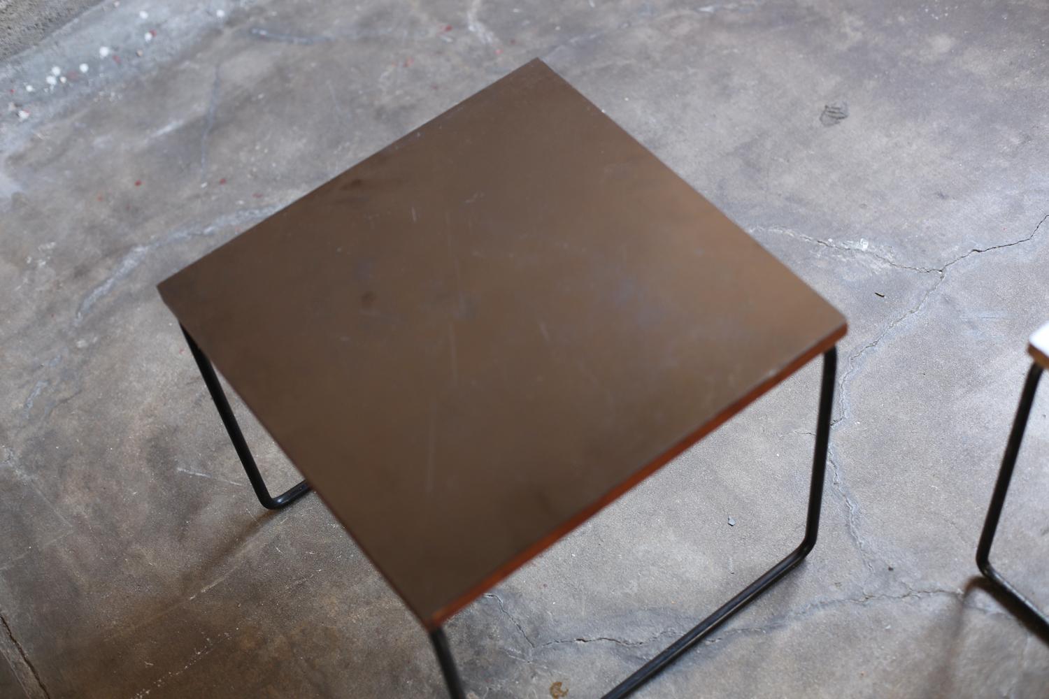 Set of ‘VOLANTE’ Side Tables for Steiner by Pierre Guariche In Good Condition For Sale In Sammu-shi, Chiba