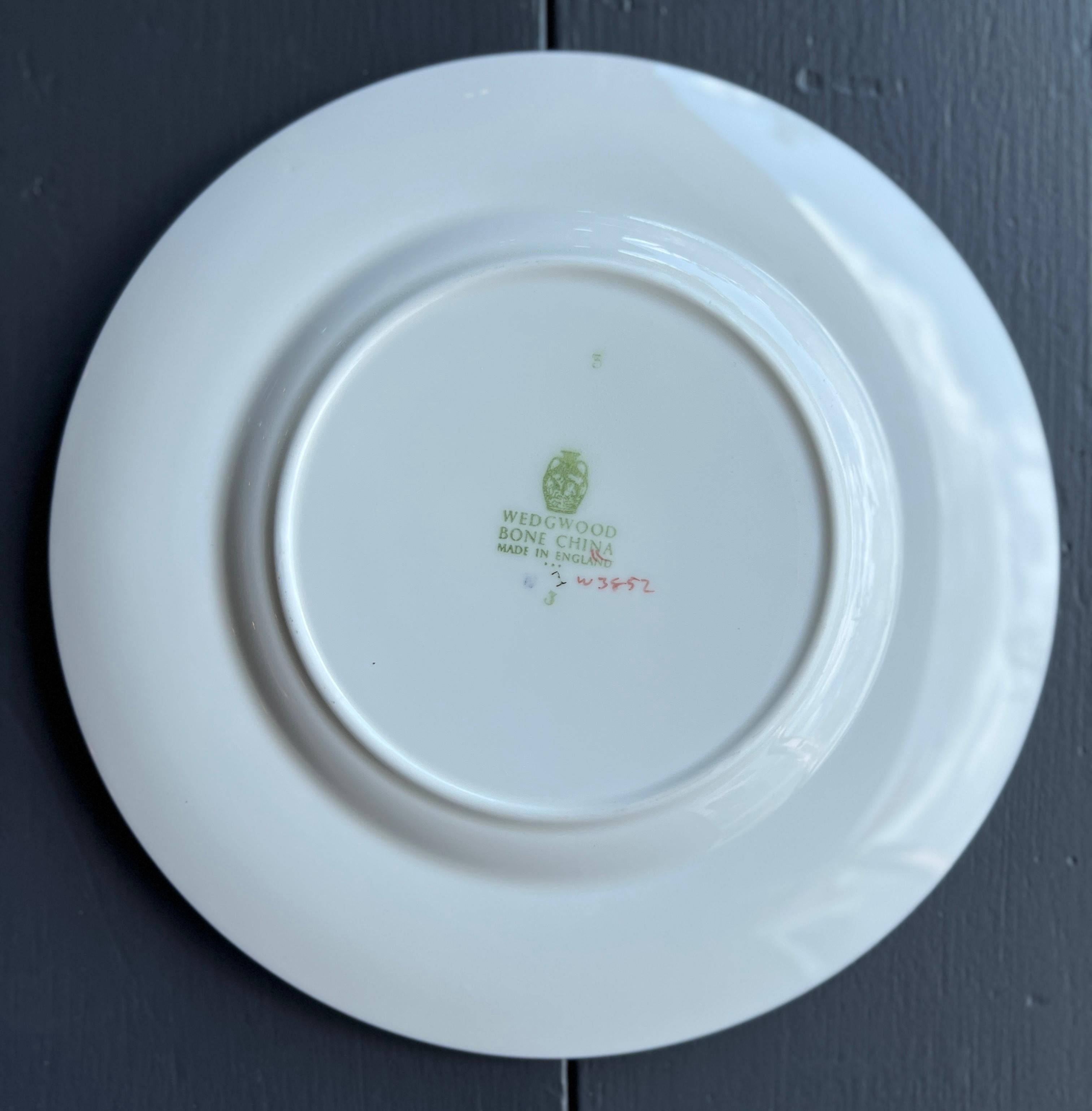 English Set of Wedgewood Bone China - Pattern: Gold Leaf Ivy Circa 1970