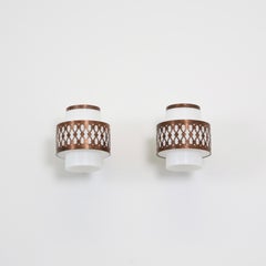 Set di applique in acrilico bianco disegnate da Bent Karlby per Lyfa, anni '60, Danimarca