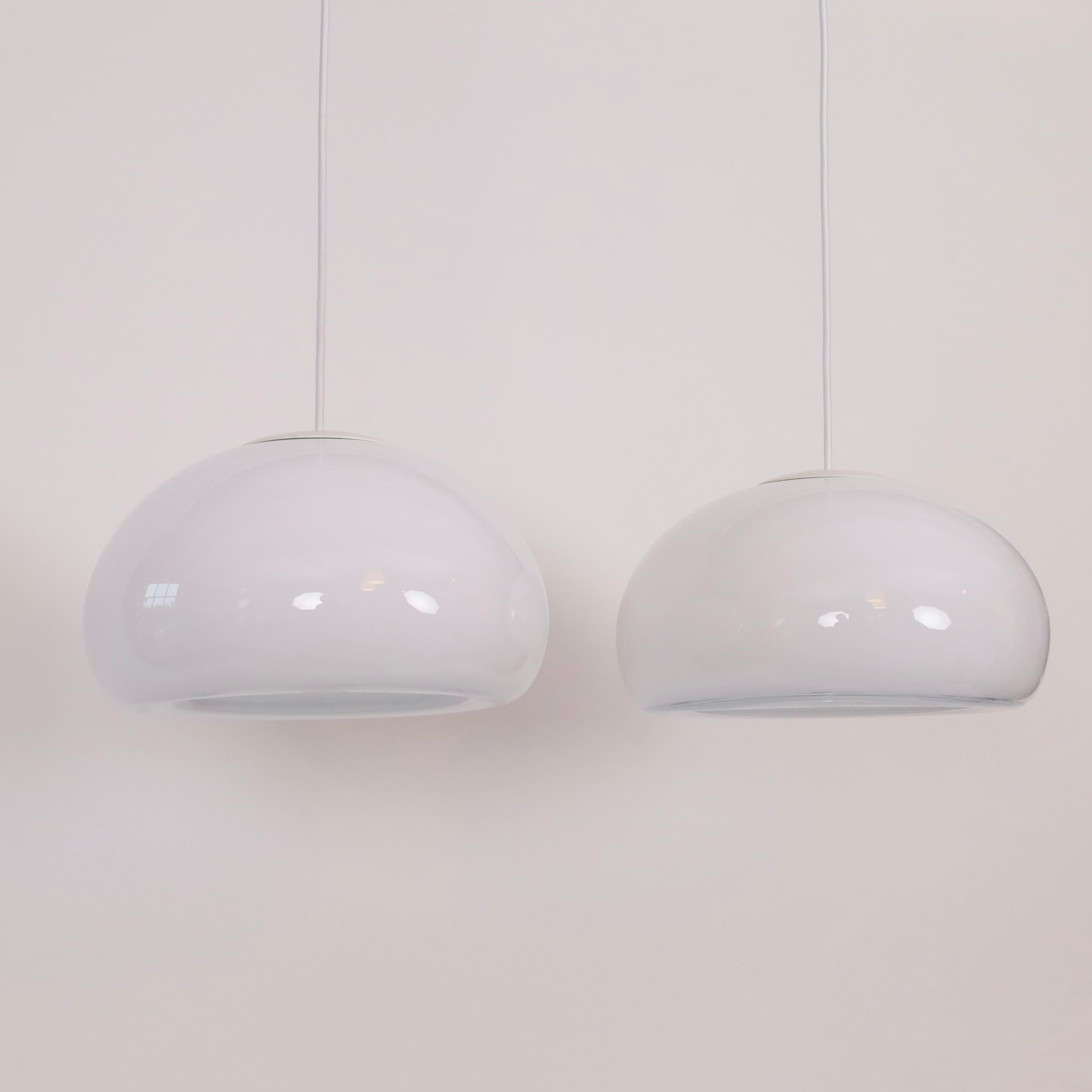 Set of white glass pendant lights by Per Lütken for Holmegaard, 1980s, Denmark For Sale 1