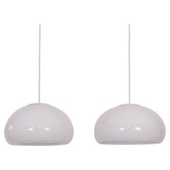 Ensemble de lampes suspendues en verre blanc par Per Lütken pour Holmegaard, années 1980, Danemark