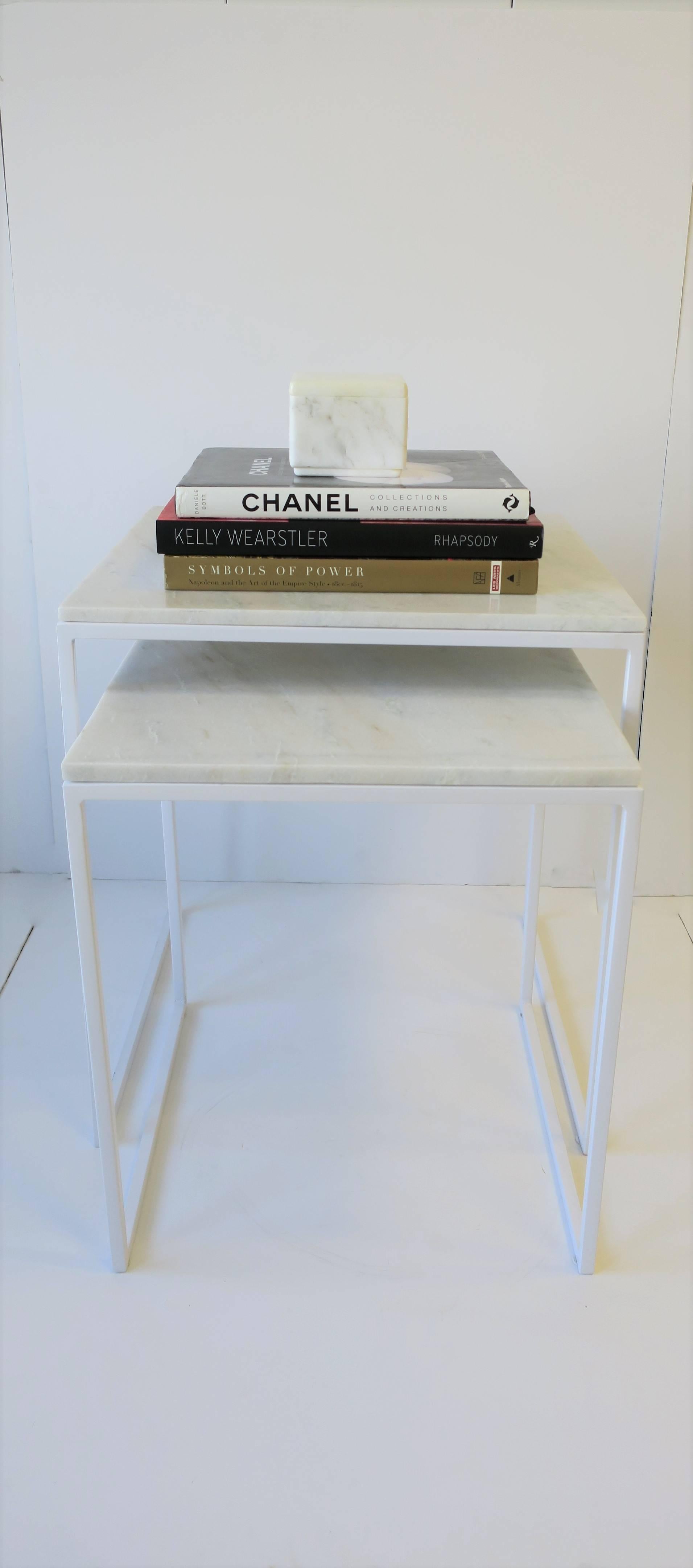 Polished White Marble Nesting End Tables, Pair  For Sale