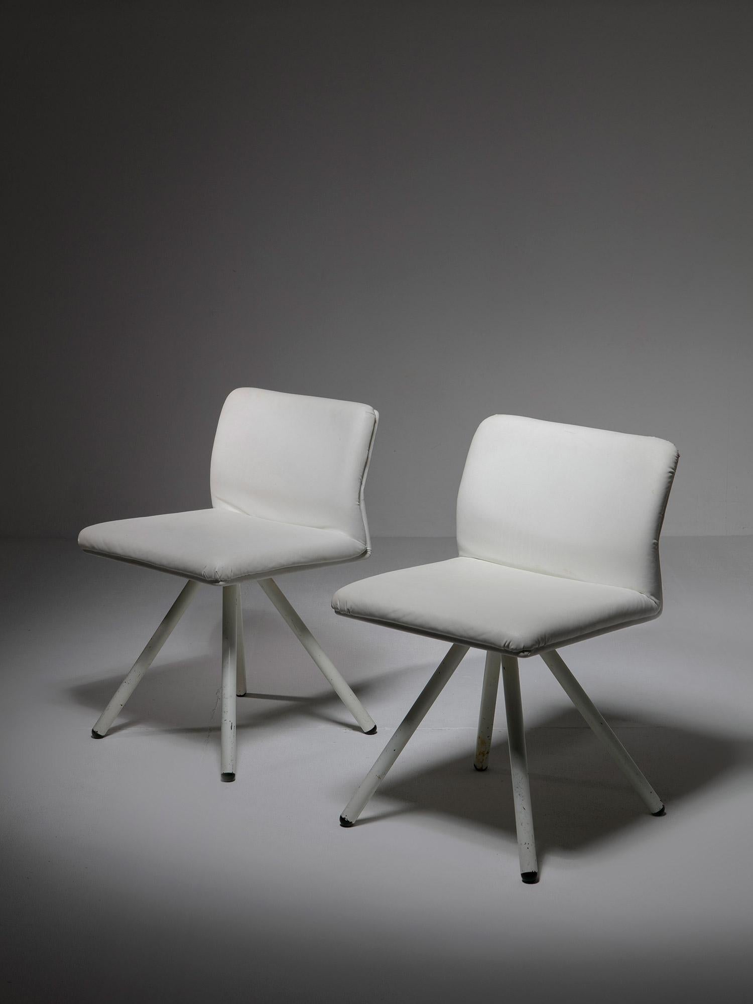 Italian Set of White Leather Dining Chairs, Italy, 1970s For Sale