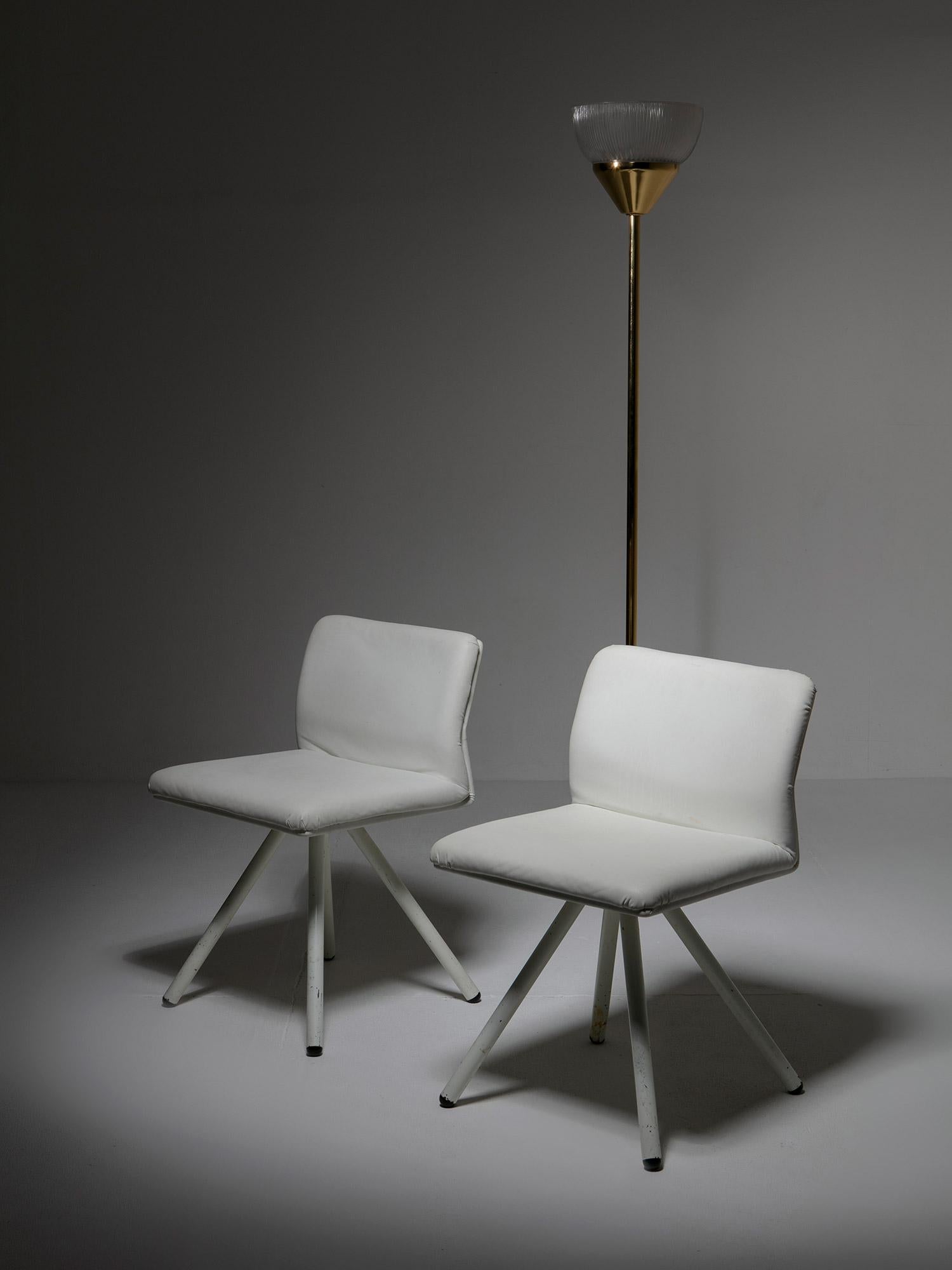 Set of White Leather Dining Chairs, Italy, 1970s For Sale 3