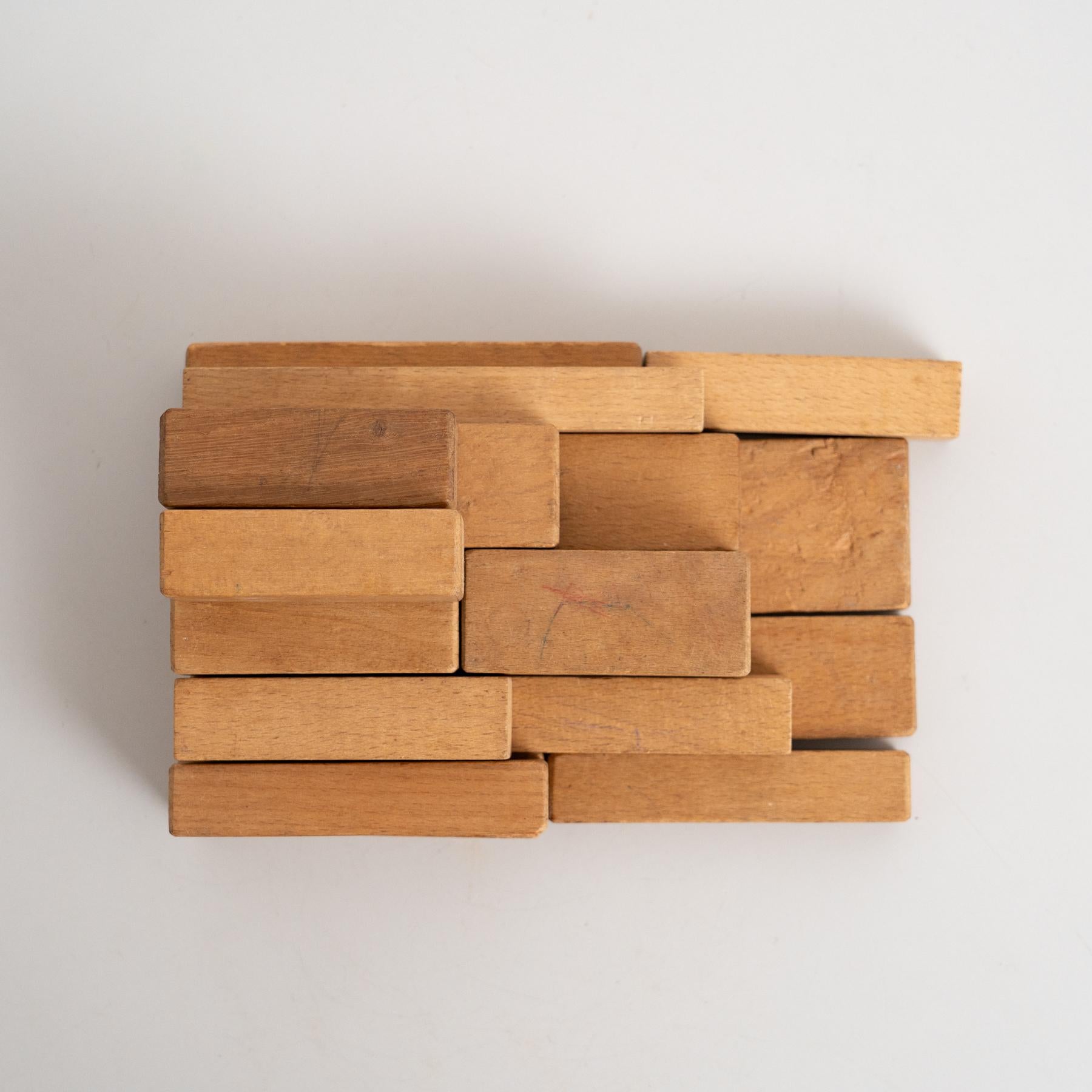 Set di modelli geometrici in legno, stile Bauhaus - Germania, circa 1940 in vendita 4