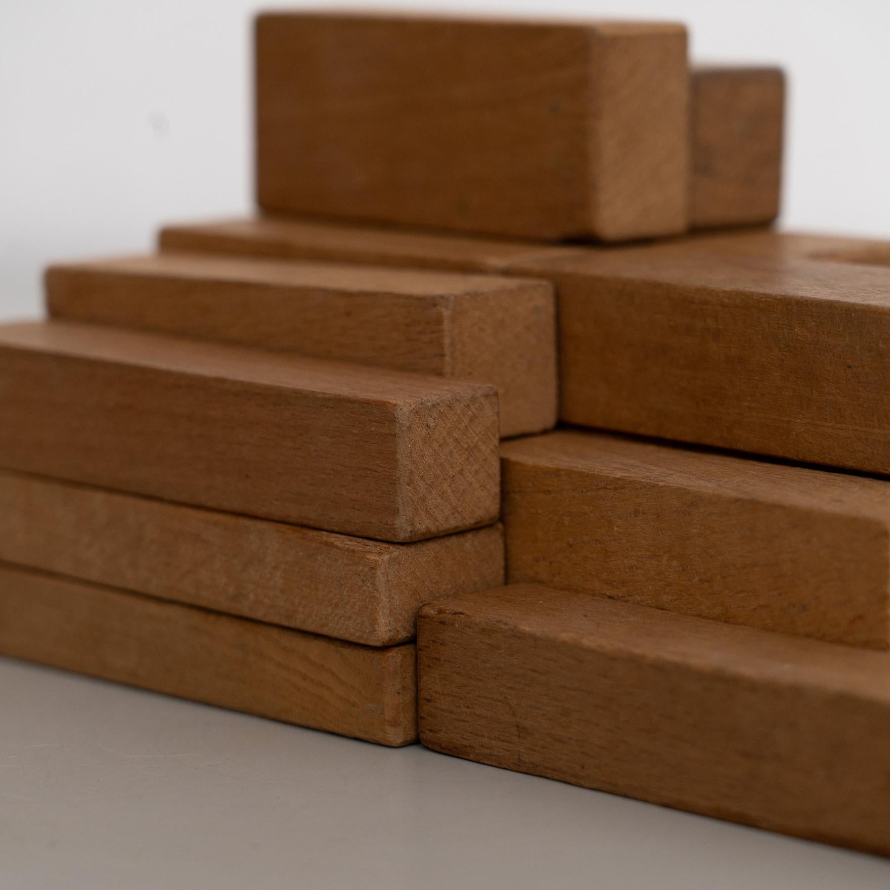 Set di modelli geometrici in legno, stile Bauhaus - Germania, circa 1940 in vendita 1