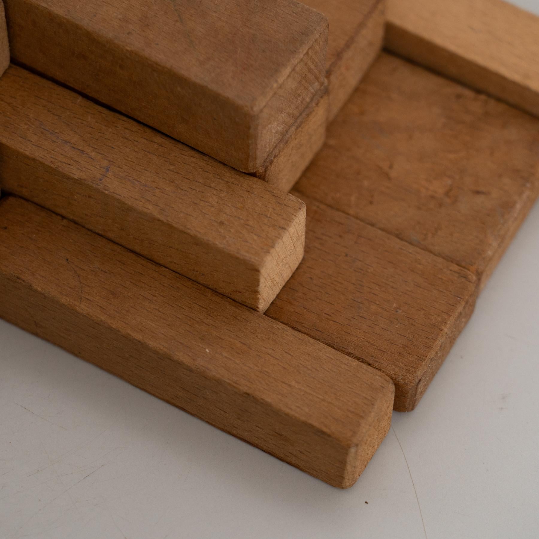 Set di modelli geometrici in legno, stile Bauhaus - Germania, circa 1940 in vendita 2
