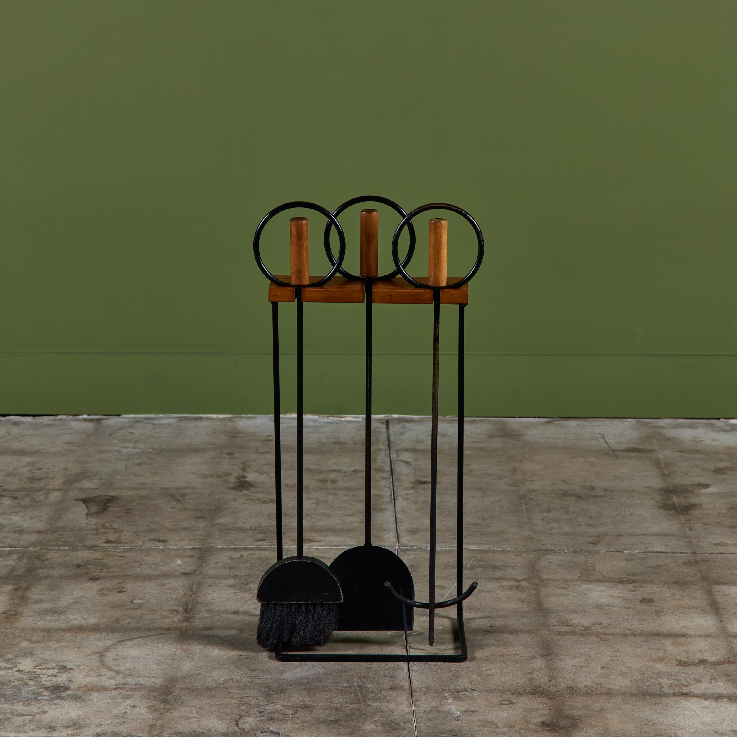 Minimalist Set of Wrought Iron Fireplace Tools with Wood Handles For Sale