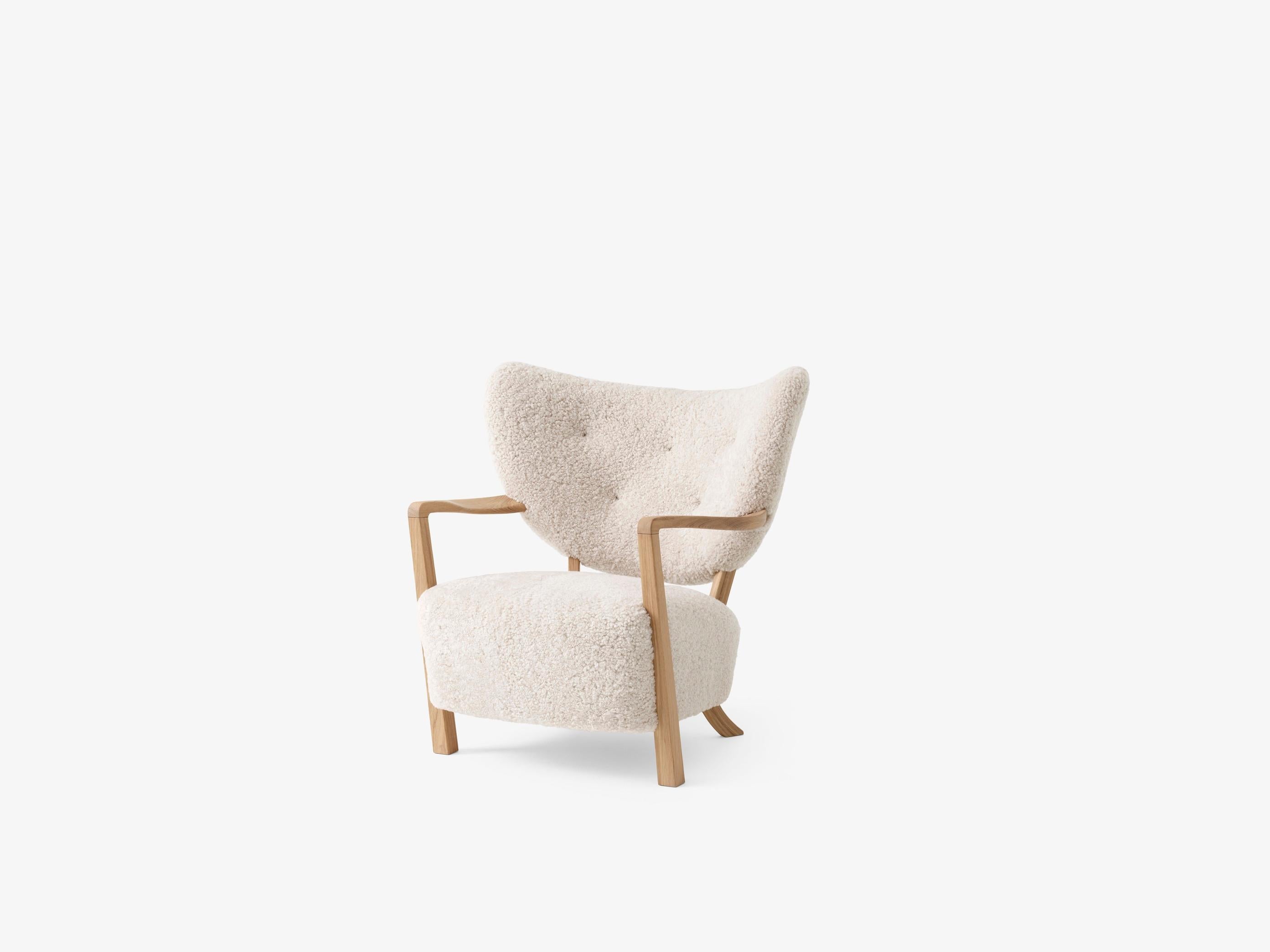 Introducing Wulff, a lounge chair whose upholstered form pays tribute to the hand-crafted designs of the 1930's. 
Wulff promises superior craftsmanship and outstanding comfort with luxuriantly soft upholstery that covers its seat and backrest.