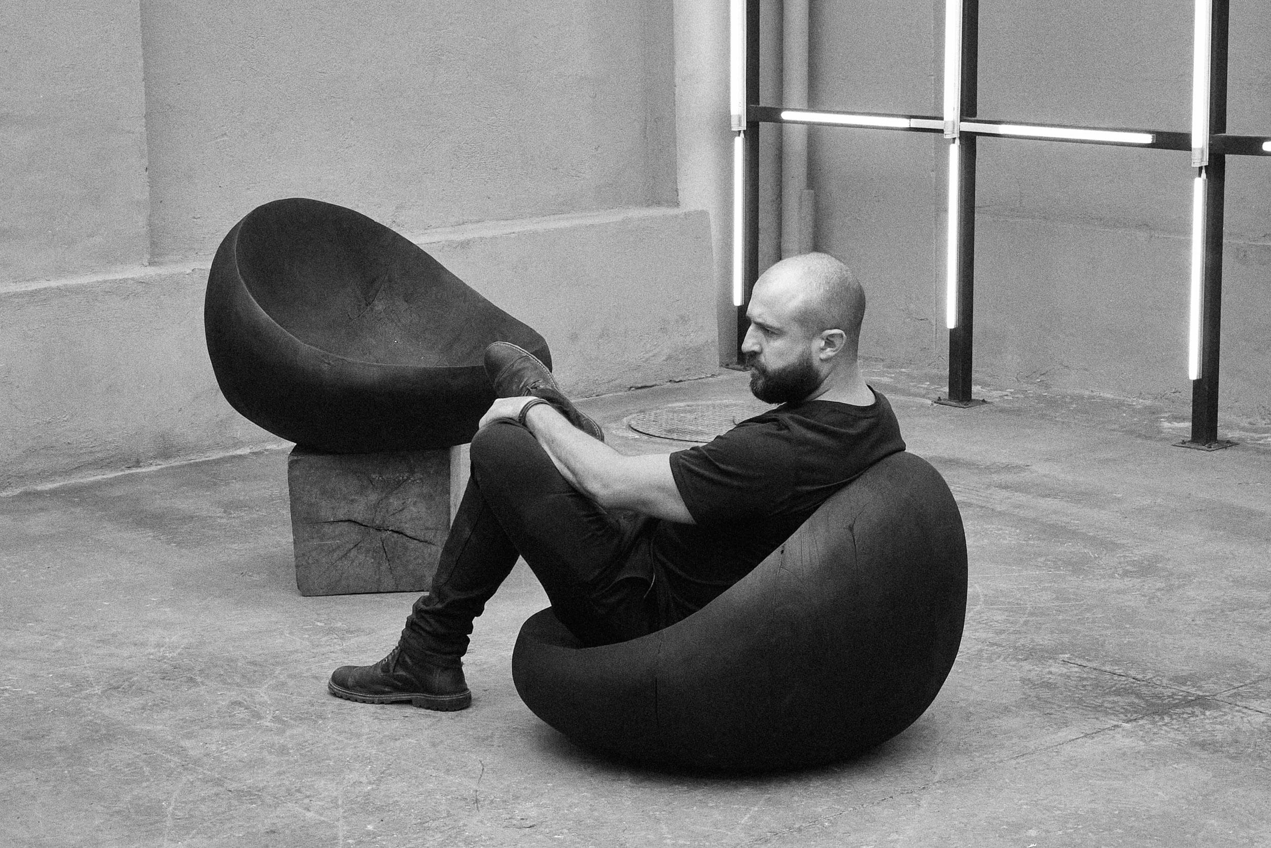 Organic Modern Set of x4 Maca chairs, x4 Tajo chairs and x1 Thanatos chair by CarmWorks For Sale