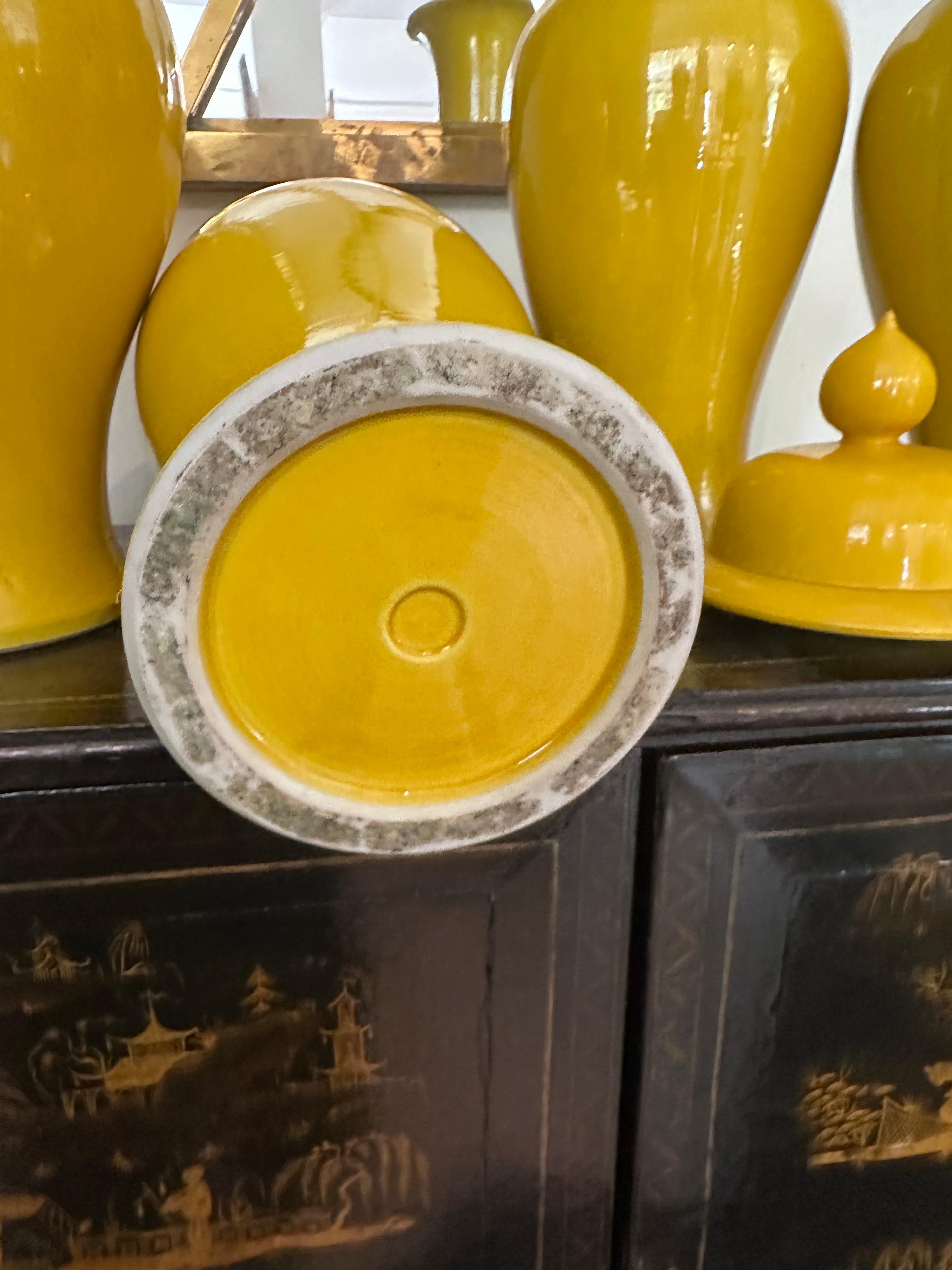 Set of Yellow Asian Ceramic Vessels For Sale 3