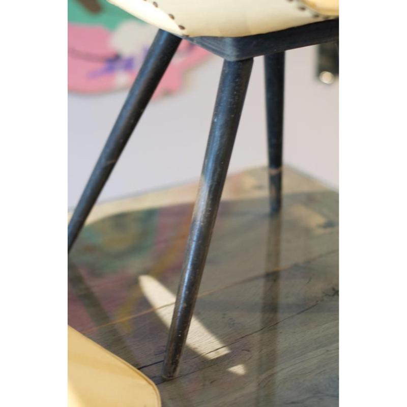 Ensemble de chaises jaunes par Pierre Guariche, années 1950 en vente 10
