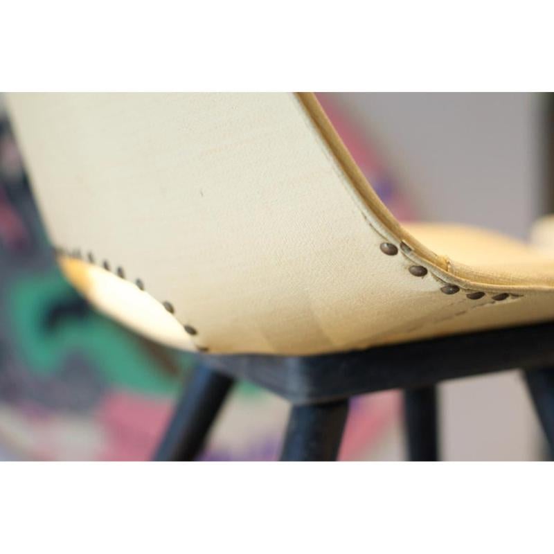 Ensemble de chaises jaunes par Pierre Guariche, années 1950 en vente 11