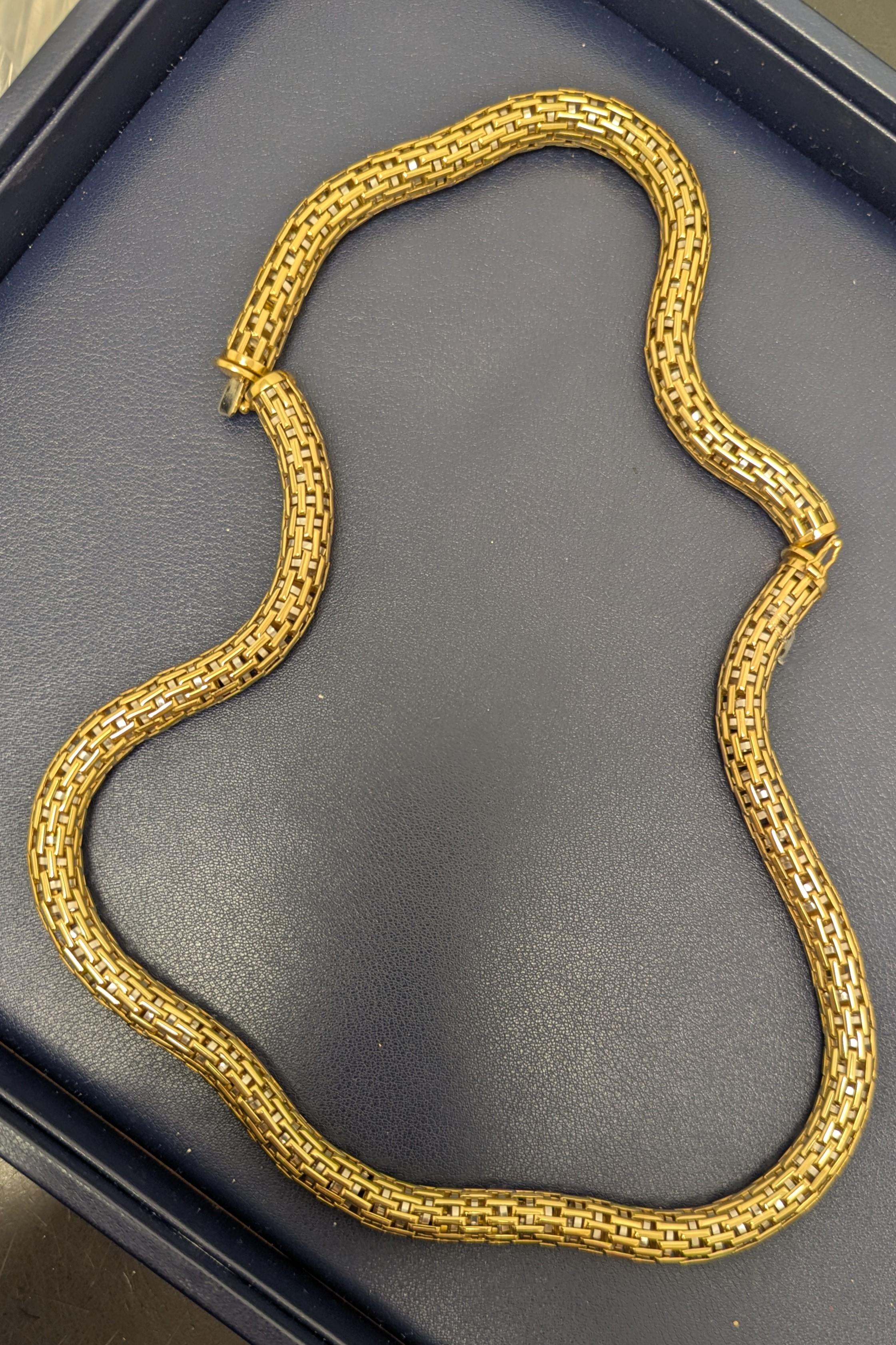 Set of Two Tone Gold Bracelet Necklace In Excellent Condition For Sale In New York, NY