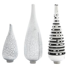 Set aus Zebravase, großer weißer Vase und kleiner weißer Vase von Daniel Elkayam