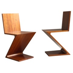 Set of Zig Zag chairs, design by Gerrit Rietveld, manufactured by Cassina, 1980s
