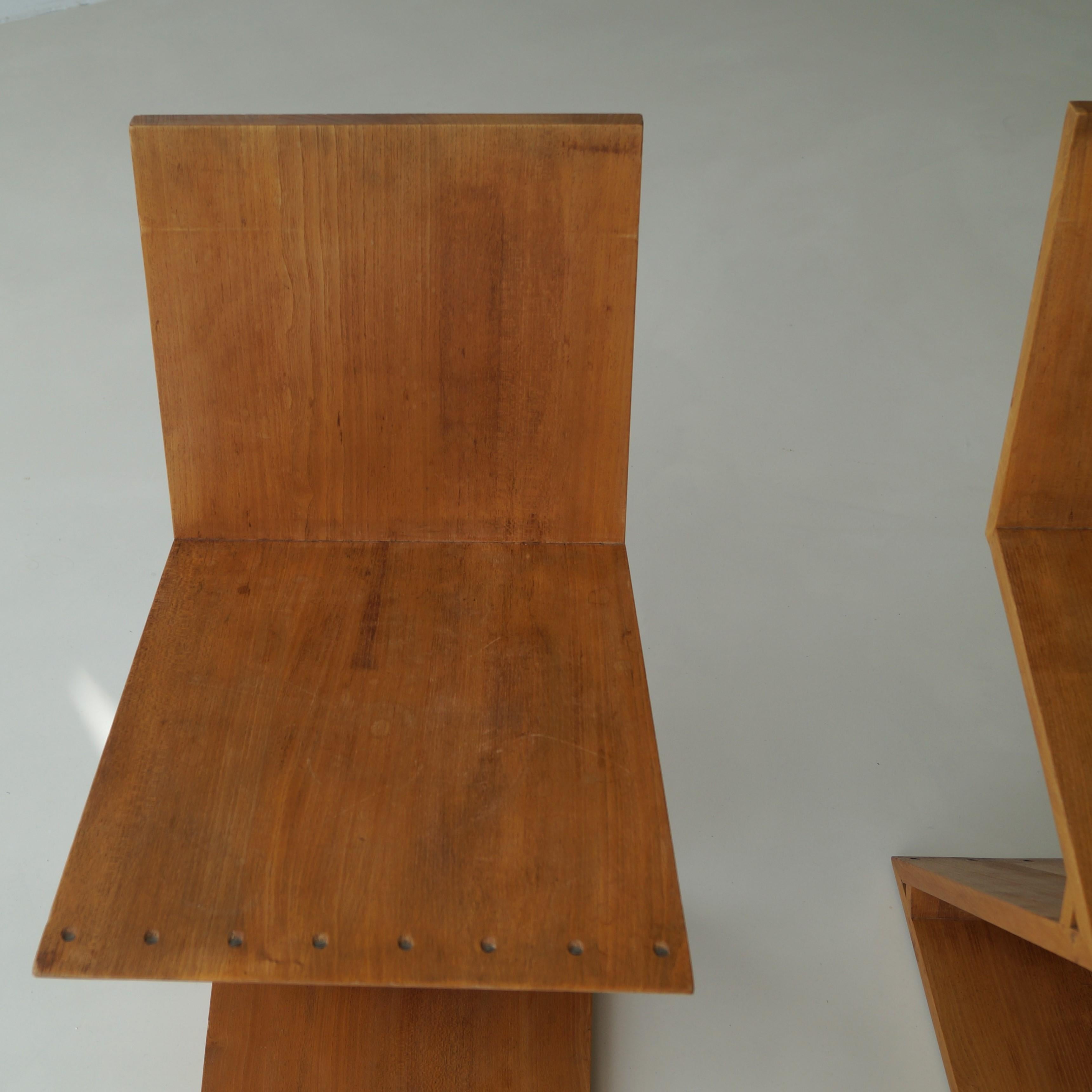 Ensemble de chaises Zig Zag de G. Rietveld, fabriquées G.A. van de Groenekan en vente 10