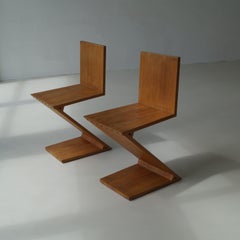 Ensemble de chaises Zig Zag de G. Rietveld, fabriquées G.A. van de Groenekan