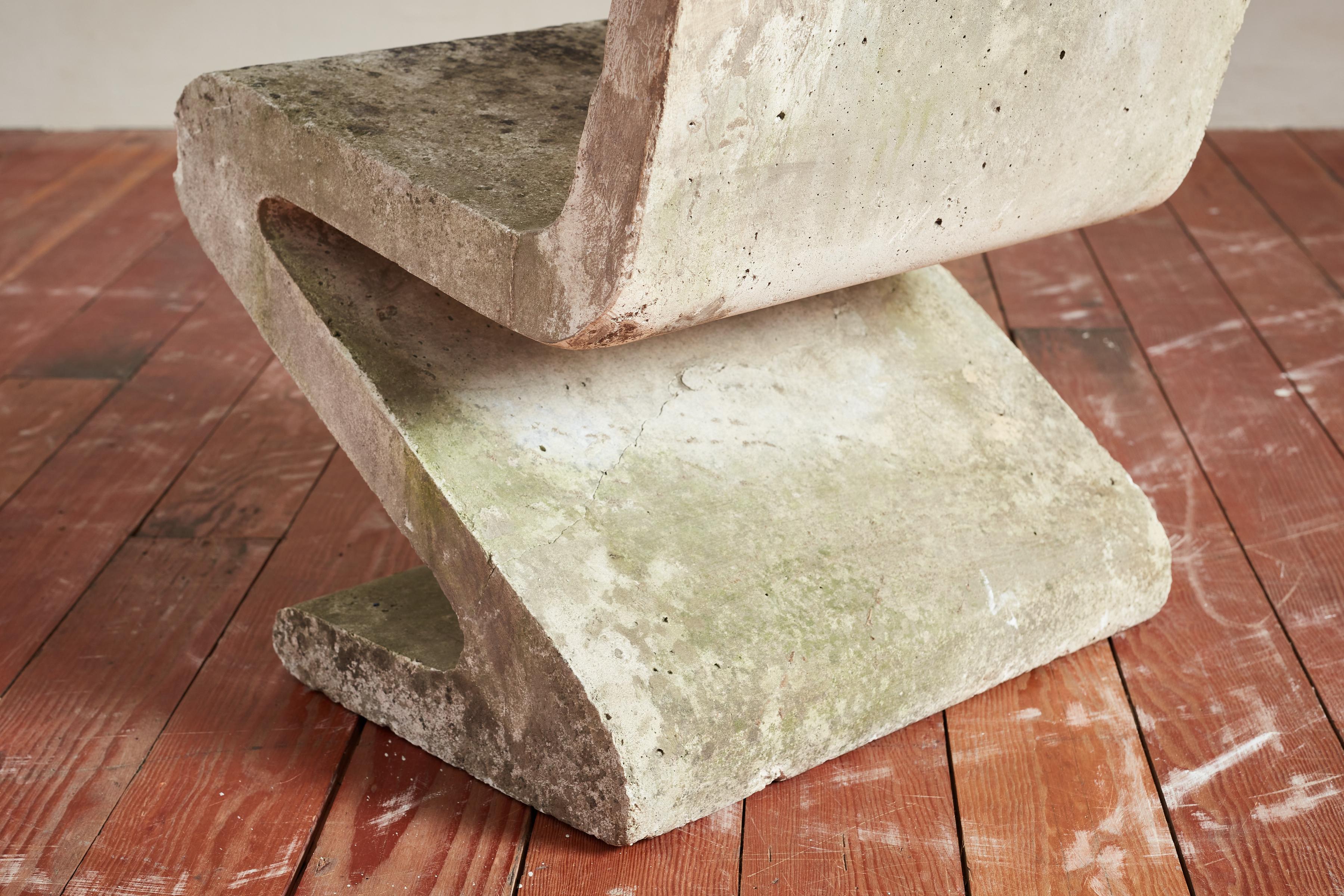 Ensemble de chaises et table en béton Zig Zag en vente 10