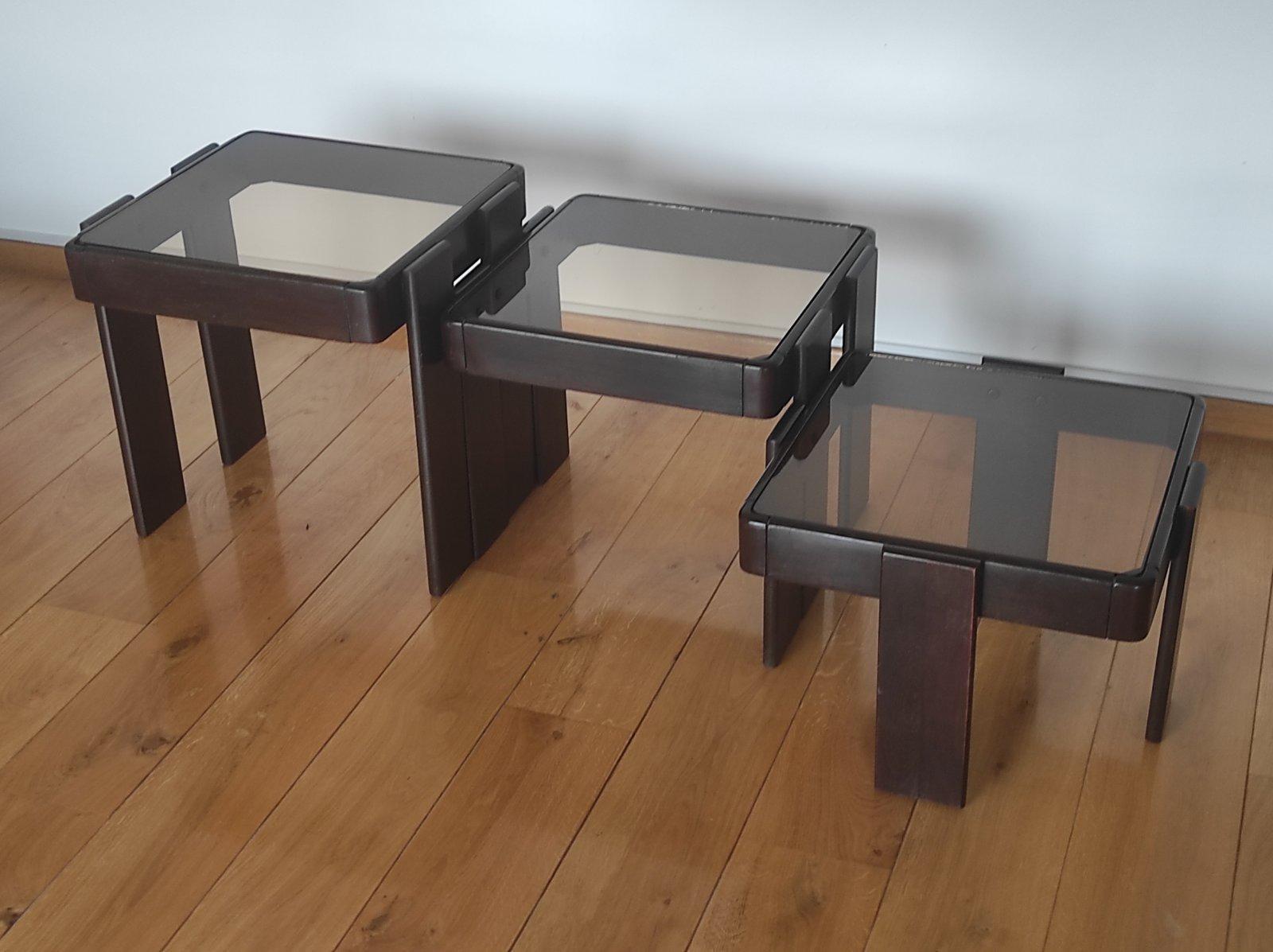 Set di tre tavolini da salotto Gianfranco Frattini anni '70 in vendita 5