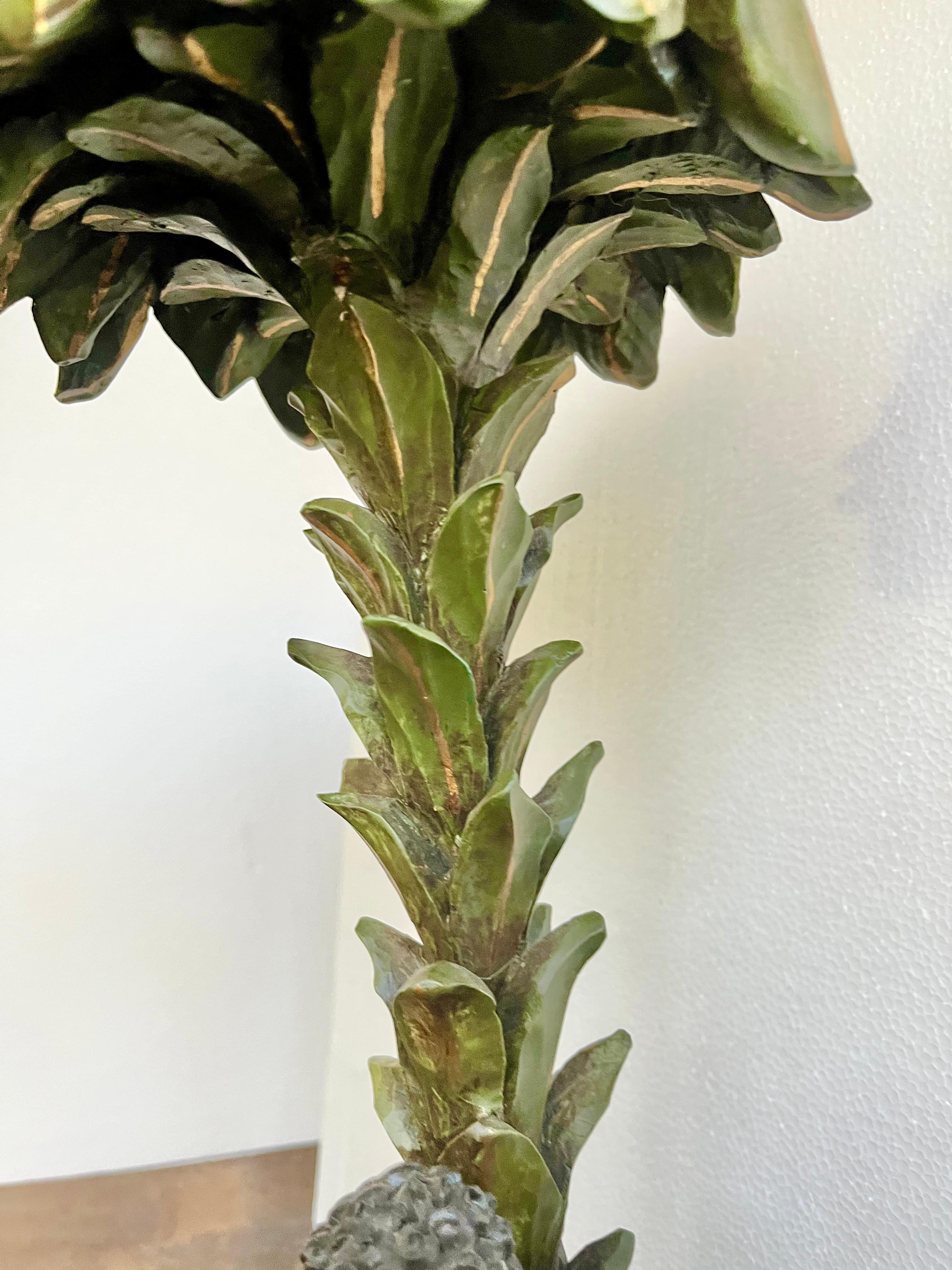 Set di sculture a forma di palma con figure di suonatori di tromba in vendita 5