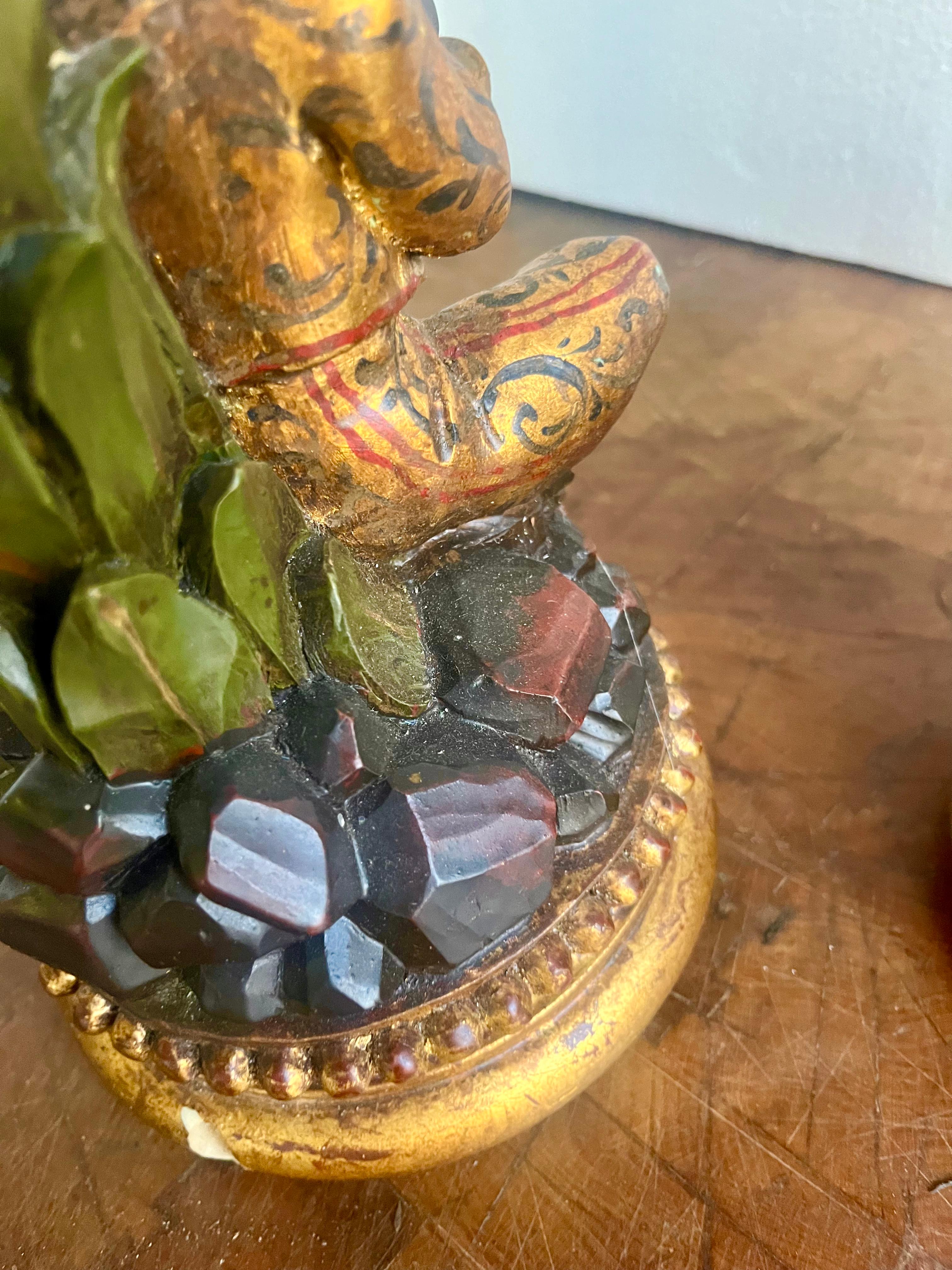 Set di sculture a forma di palma con figure di suonatori di tromba In condizioni discrete in vendita a Nashville, TN