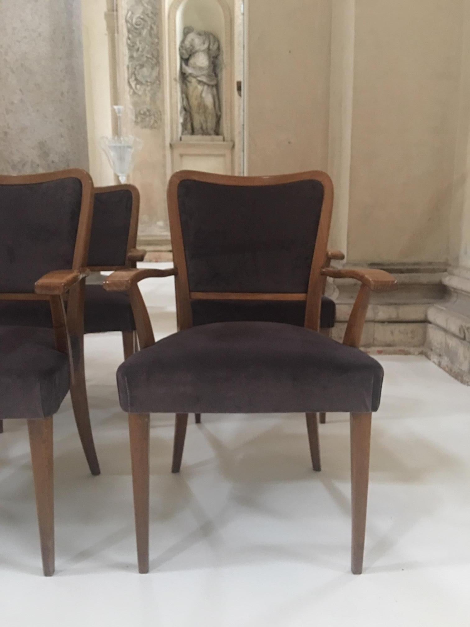 Italian Set of 8 Dining Chairs Attributed to Paolo Buffa