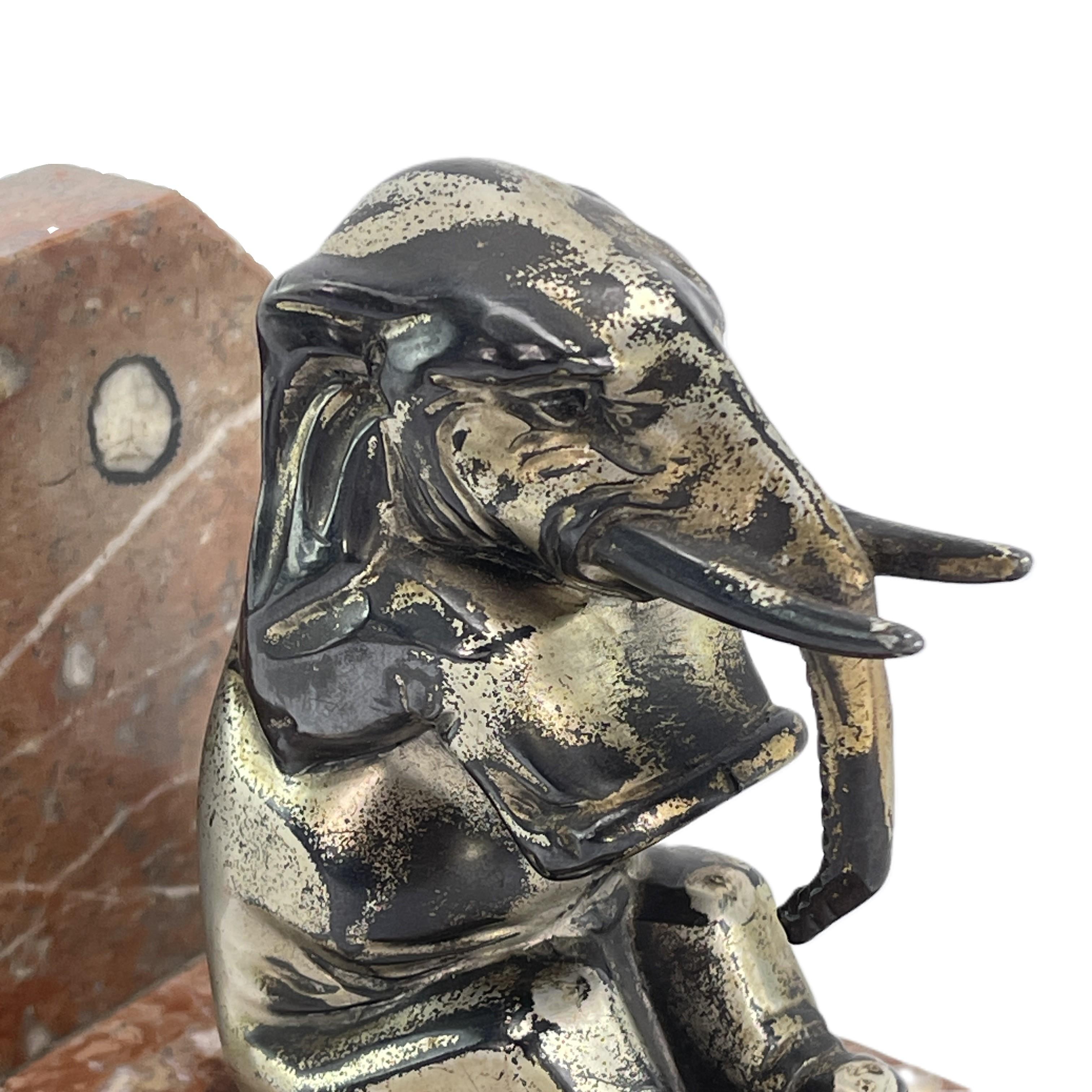 Set out of 2  Art Deco Bookends with Elephants, 1930s In Good Condition For Sale In Saarburg, RP
