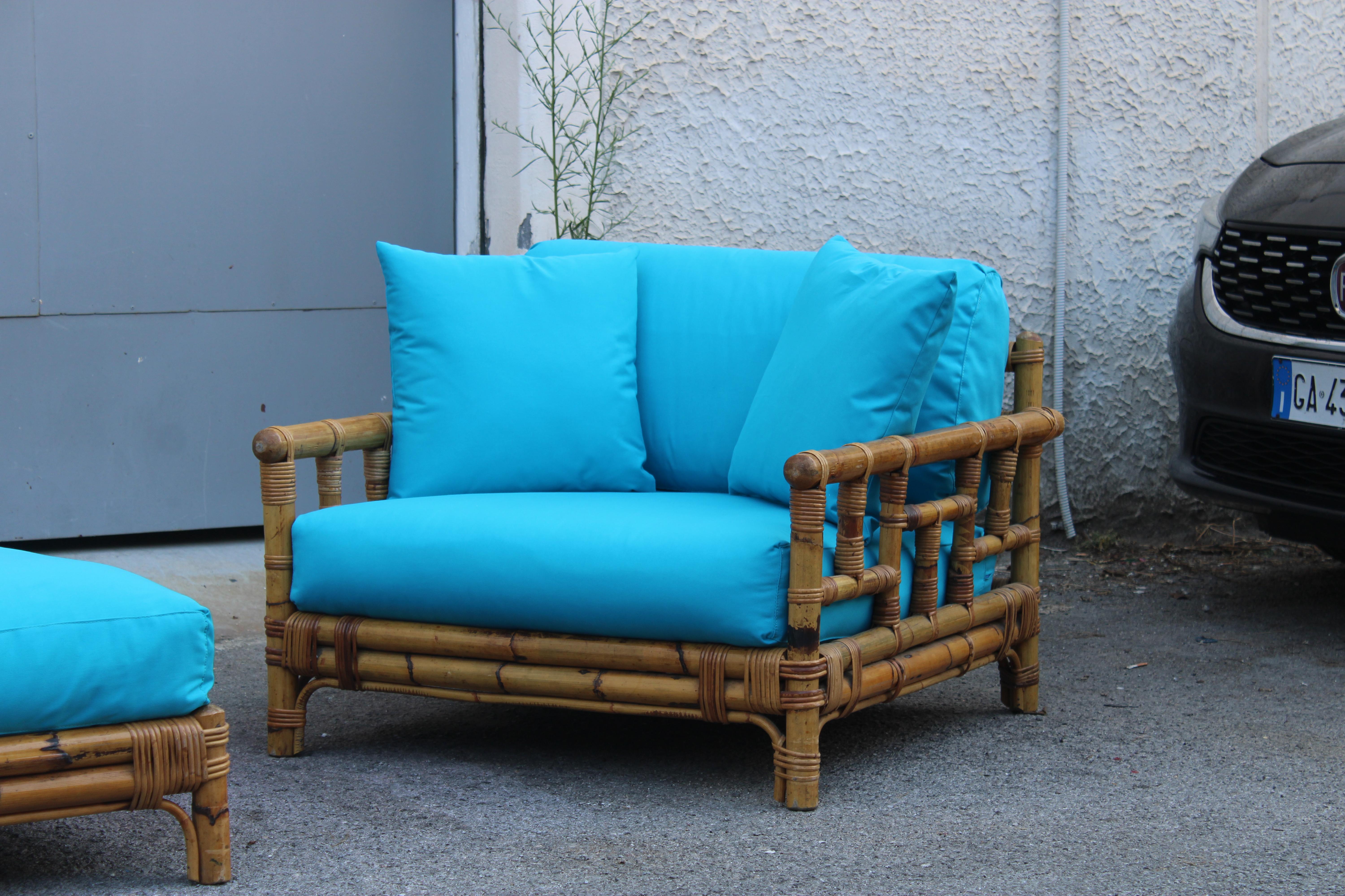 Set Poltrone Ming con Pouf Colin Morrow per Vivai del Sud 1970 Italia Azzurro In condizioni buone in vendita a Palermo, Sicily